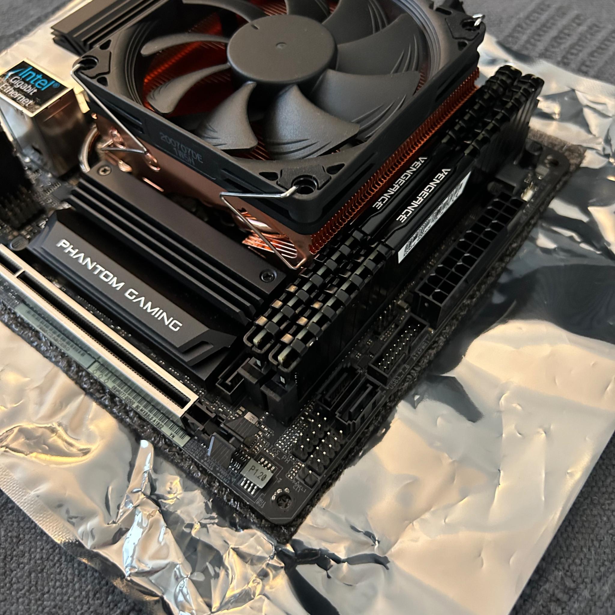 Mini ITX Bundle - Z390, i7 9700F, 32GB RAM, CryoRig C7 Cu Edition