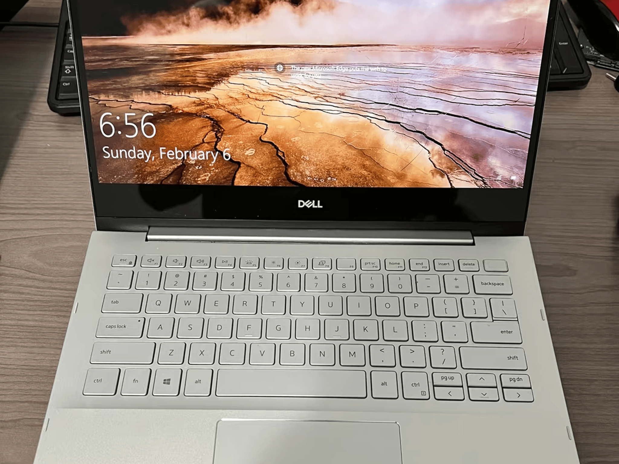Dell Inspiron 13 7391 2n1 13.3” FHD (Cracked Screen)