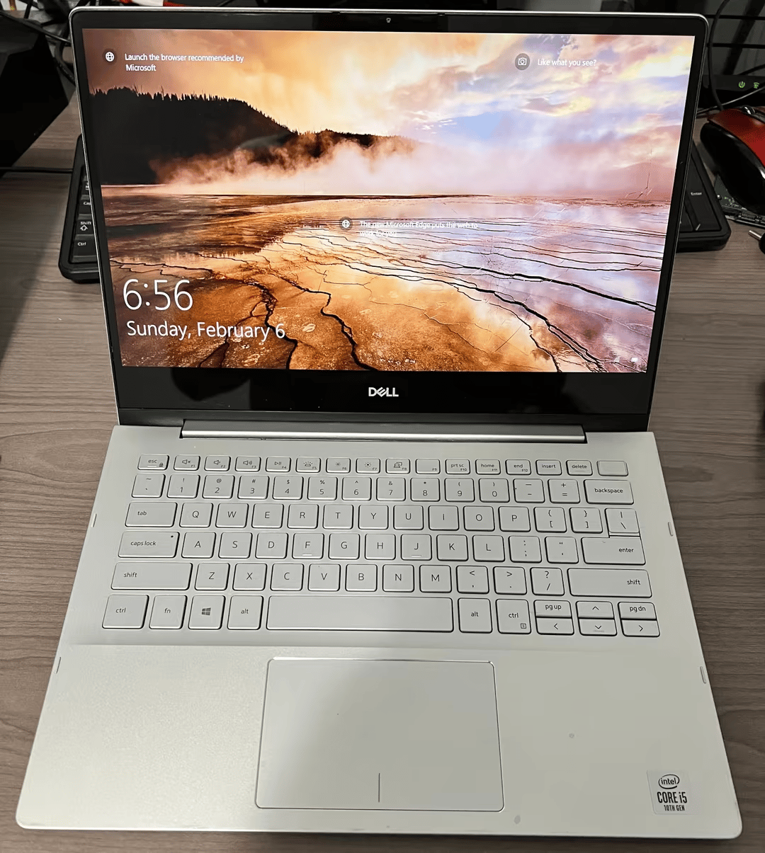 Dell Inspiron 13 7391 2n1 13.3” FHD (Cracked Screen)
