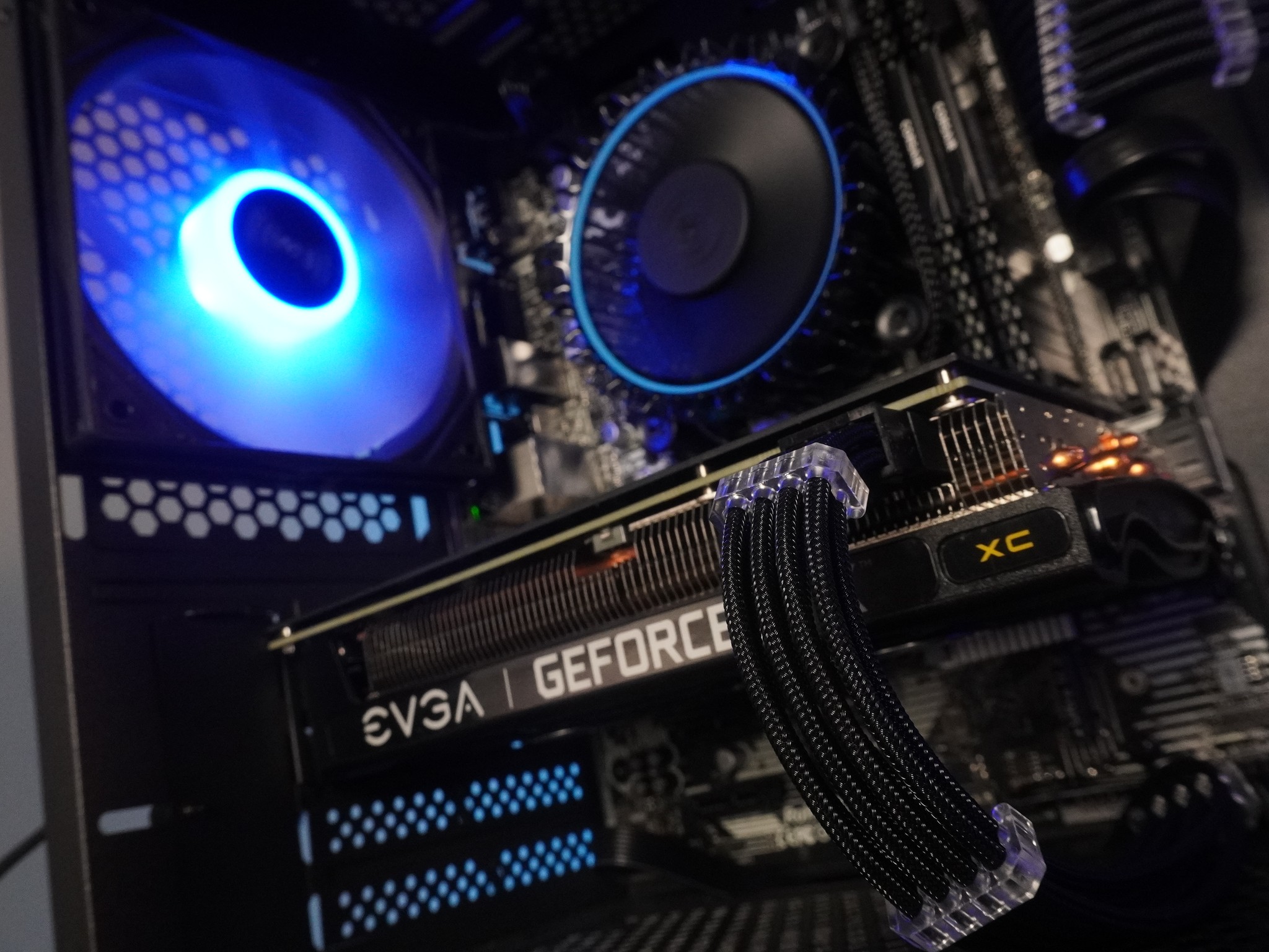 🖤 STEALTH 🖤 1440/1080p GAMING MACHINE 💚RTX 3060ti 💙 i5 12400f