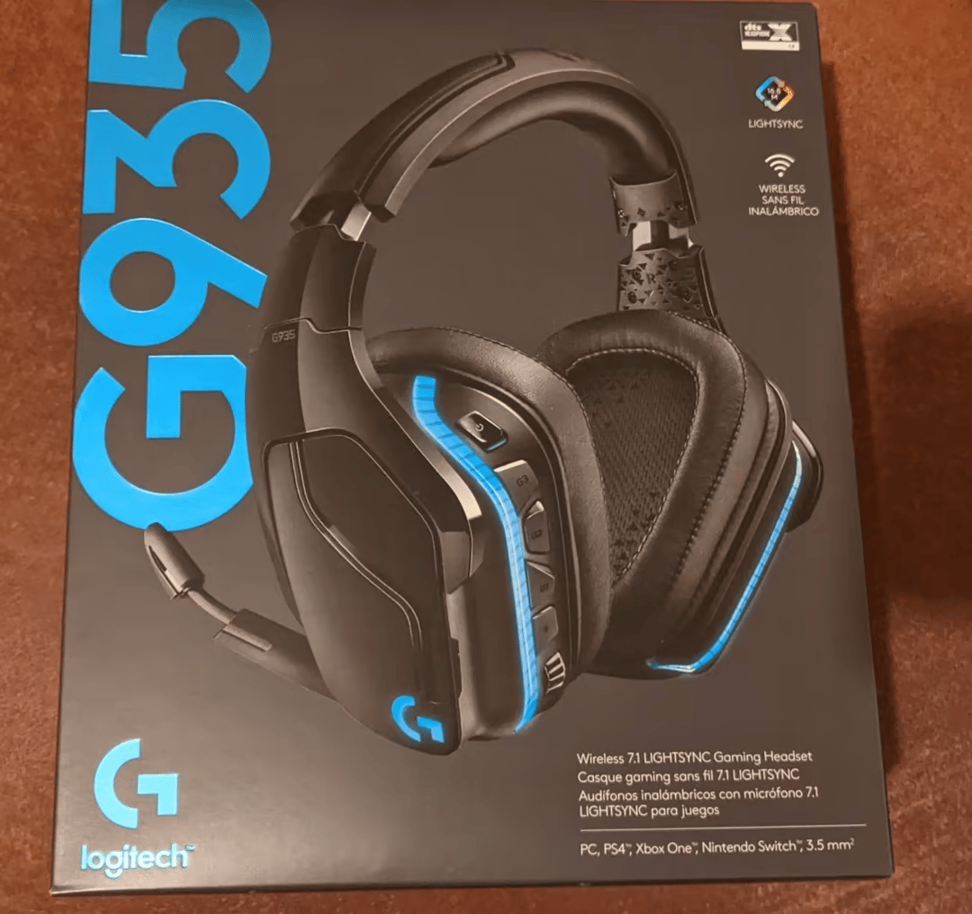 BNIB Logitech G935 Wireless Gaming Headset