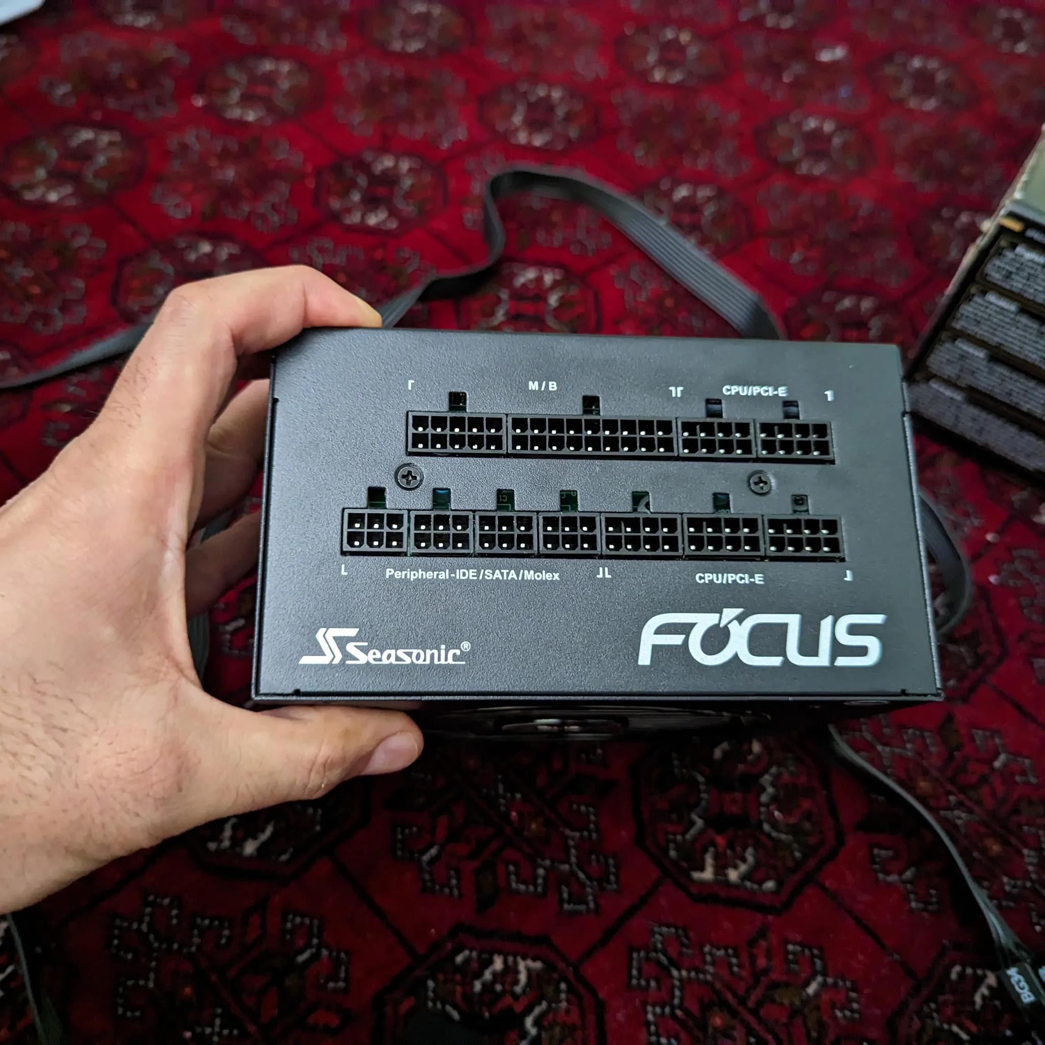 Seasonic Focus GX 1000W 80+ Gold Like New 