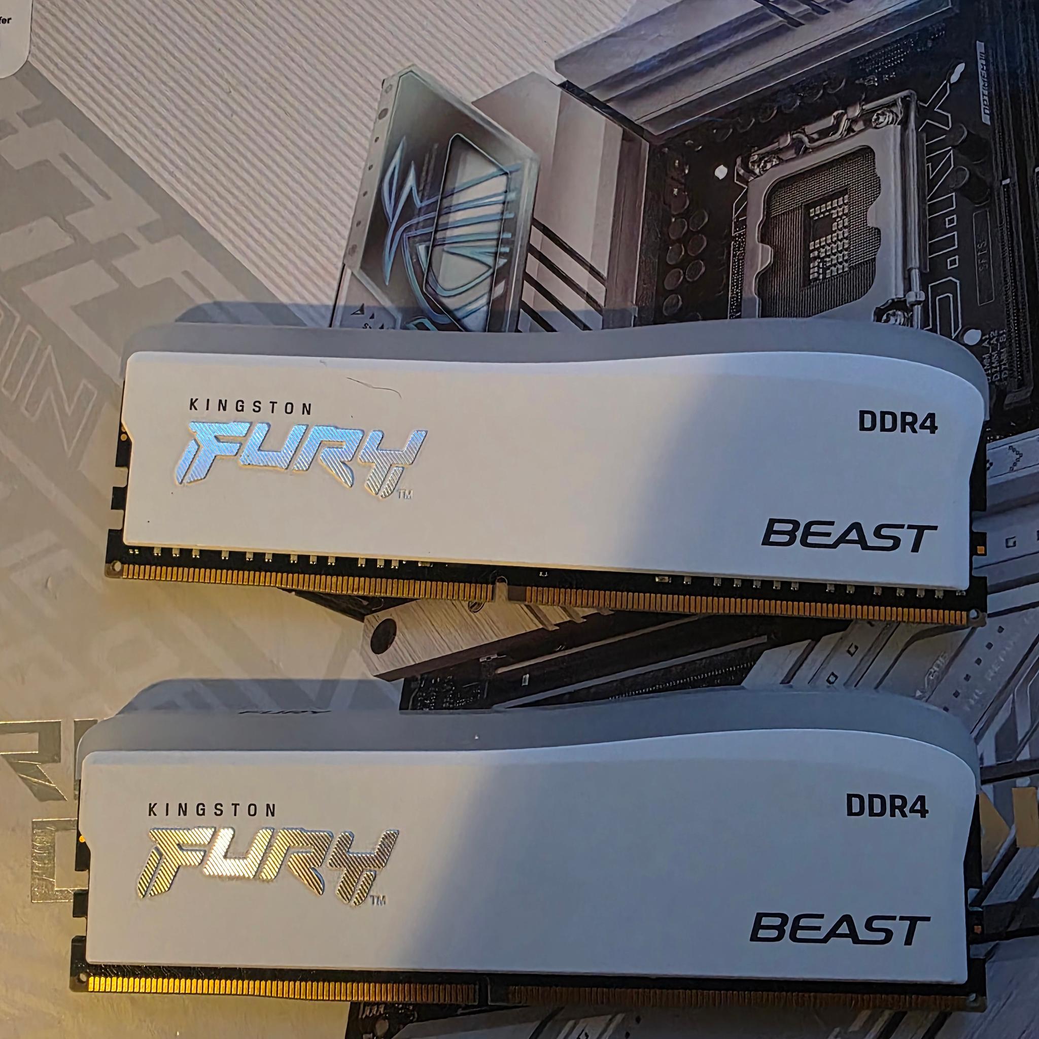 Kingston FURY Beast DIMM DDR4-3600 Kit RGB Memory 32GB (2 16gb sticks)