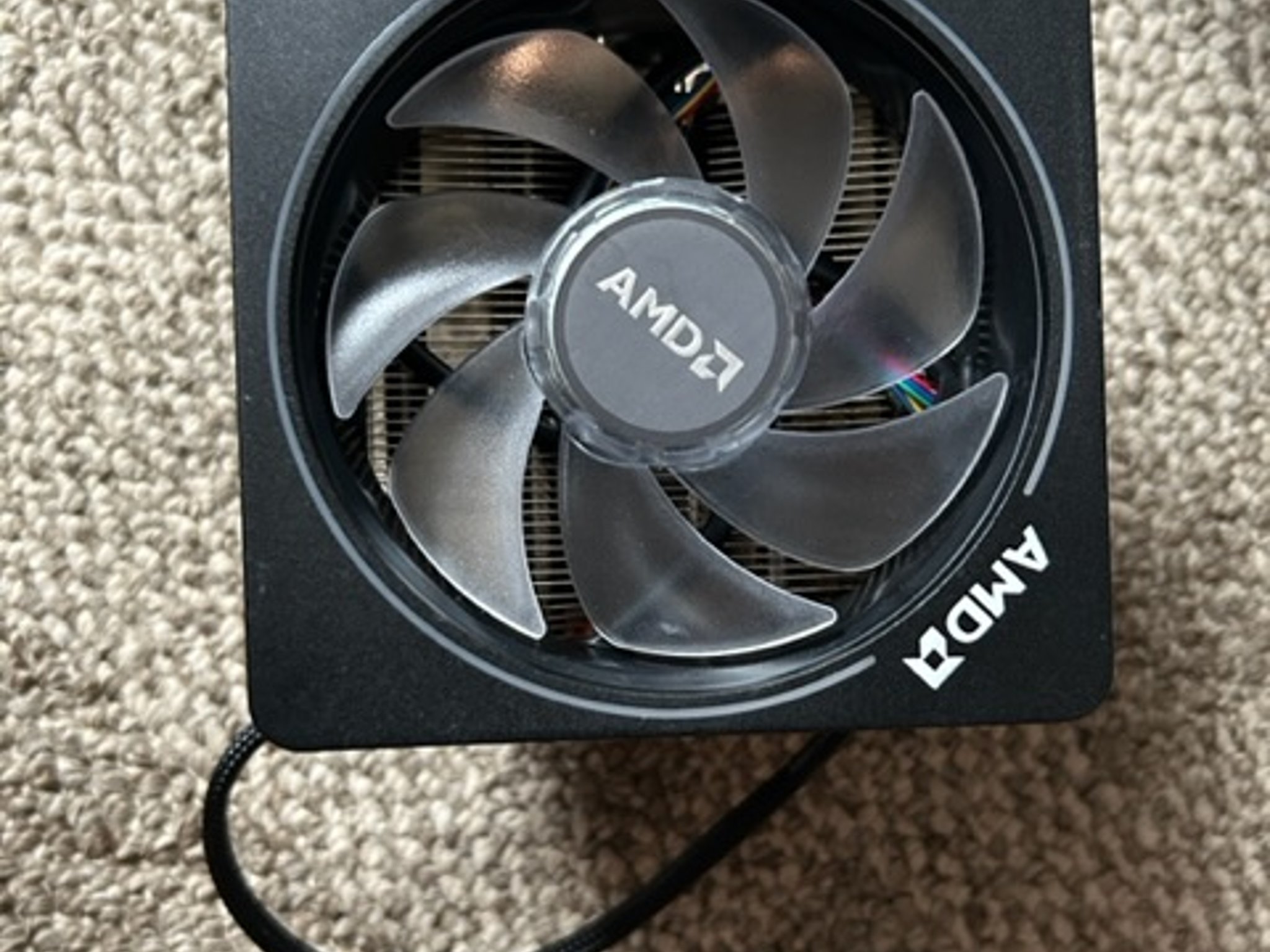 AMD Wraith Prism LED RGB Cooler Fan 4-Pin Connector