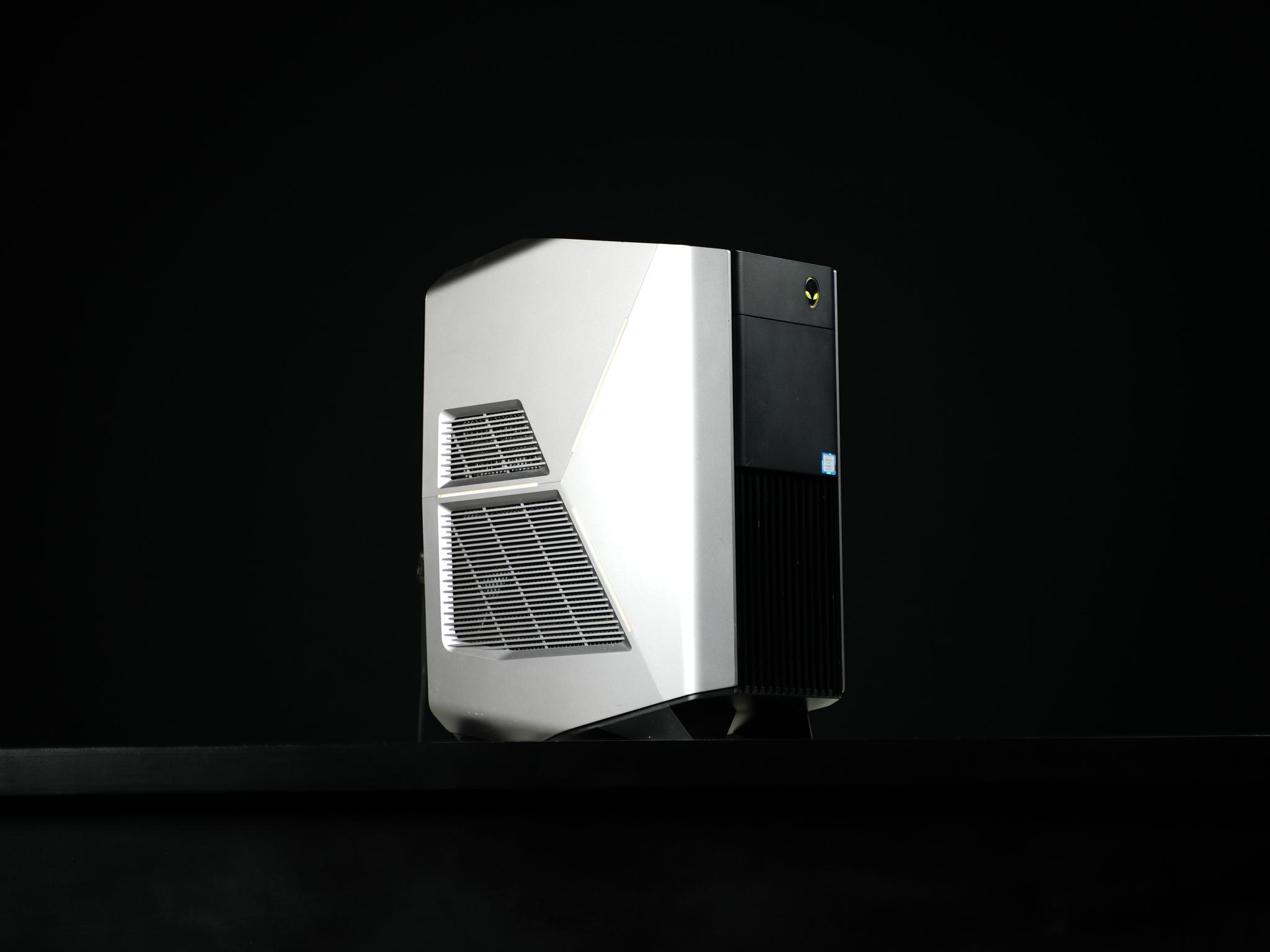 \ NA-10 / RX 580 Intel Core i7 8700 .5TB Windows 11 16GB Gaming PC