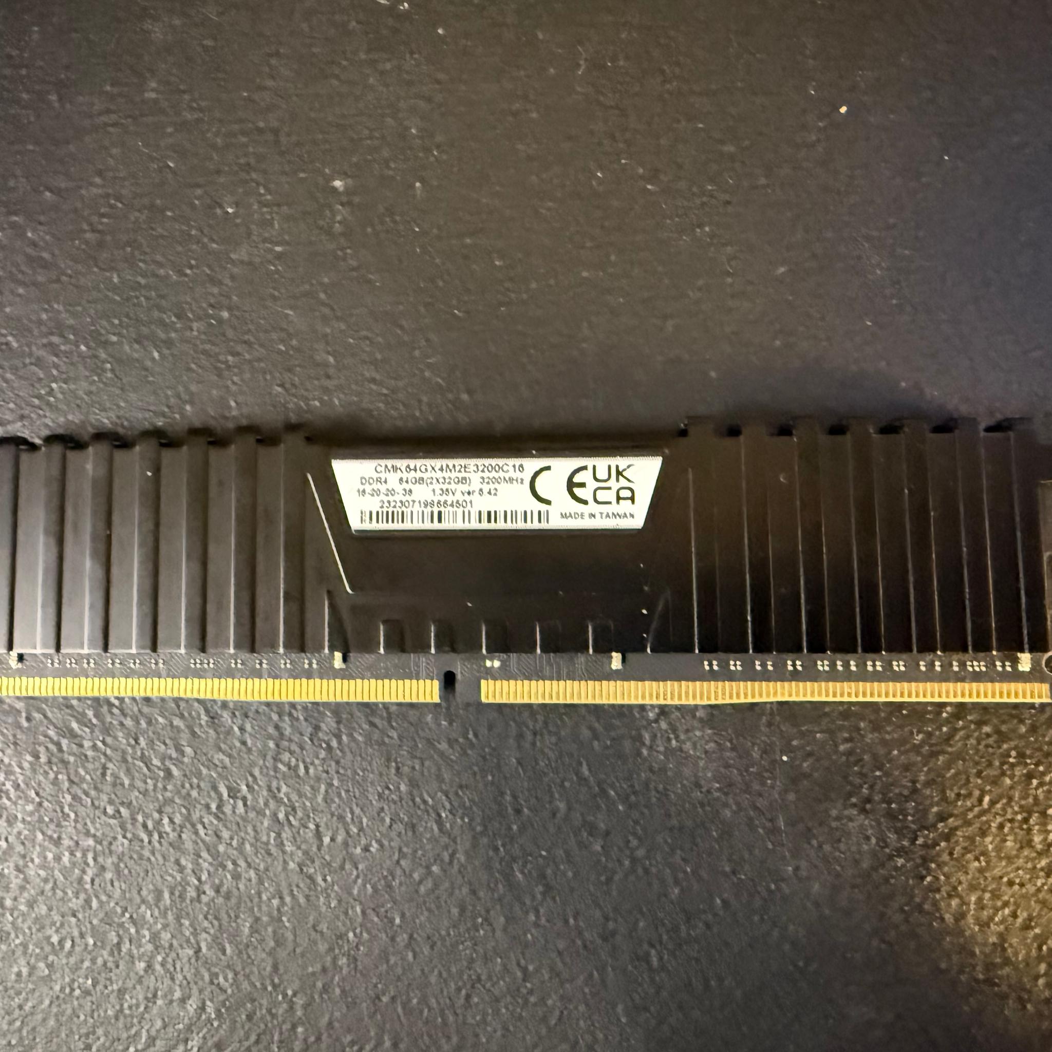 Corsair Vengeance LPX 32GB (1x32GB) DDR4 3200MHz RAM