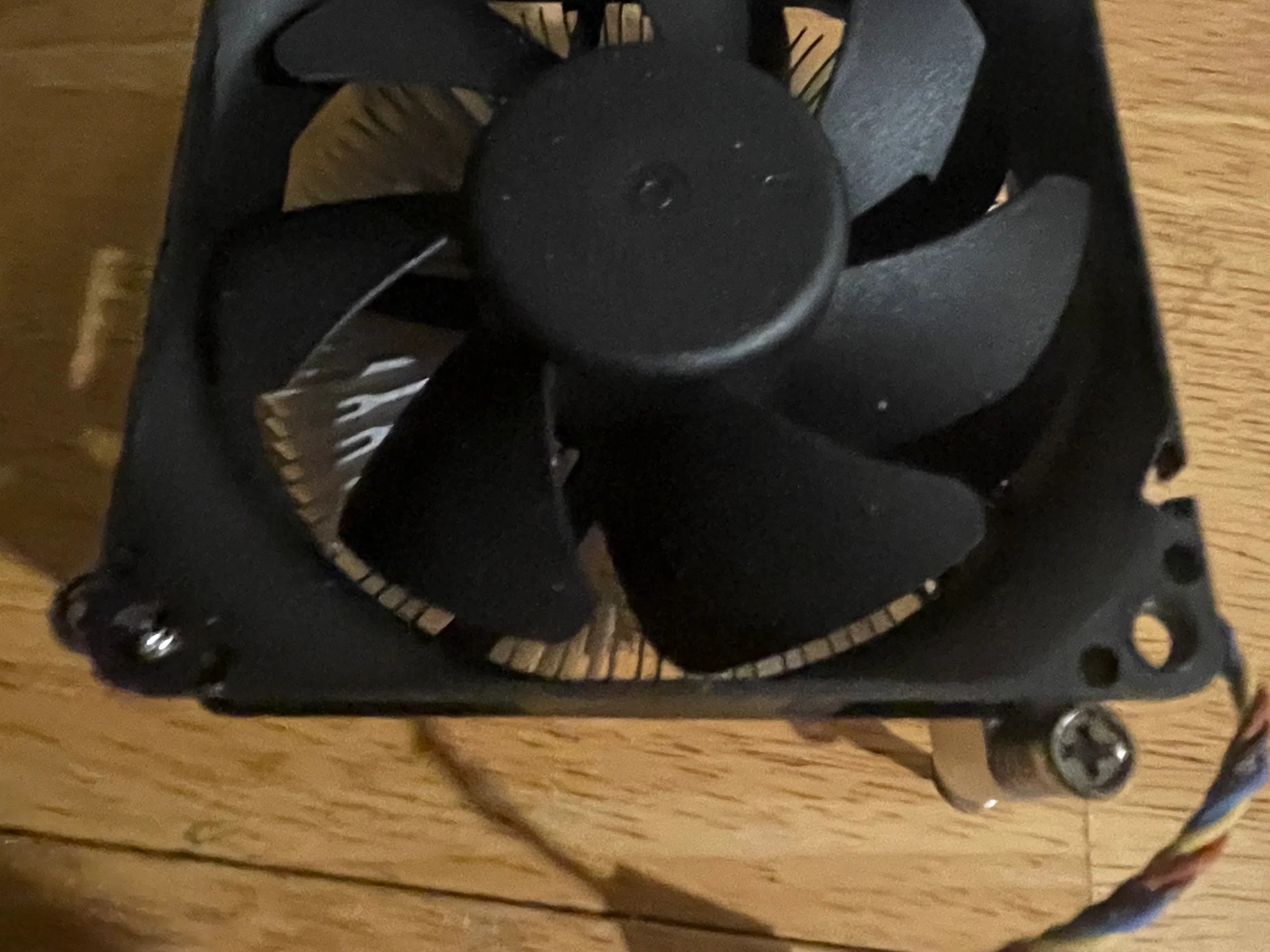 Intel Core i5-14500 w/ cooler (free 16GB DDR5 5600MT)
