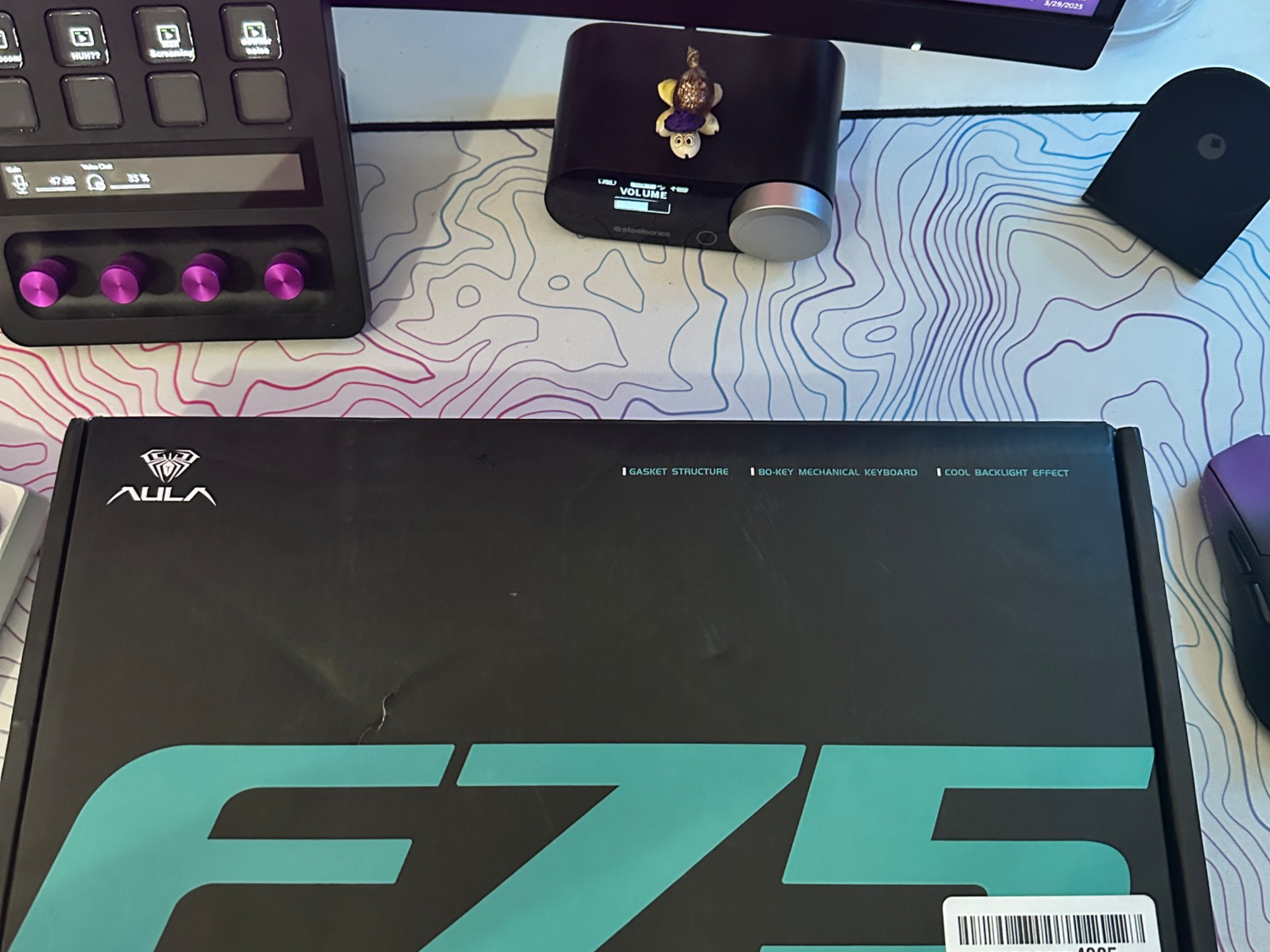 Aula F75% (BRAND NEW)