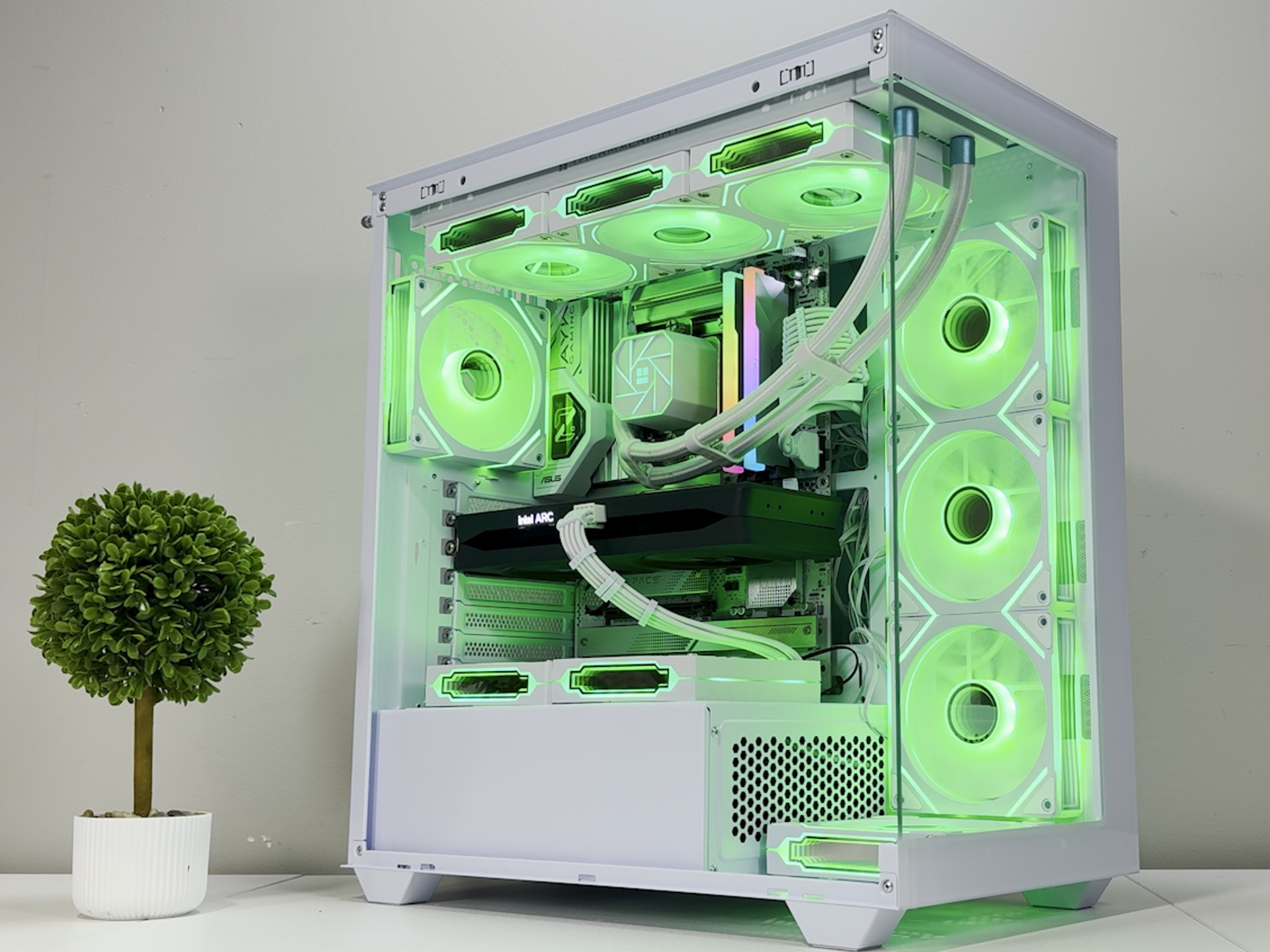 B580 | Intel Ultra 265K | 32GB DDR5 | 1TB SSD | 850W Gold PSU | ARGB Fans | Windows 11