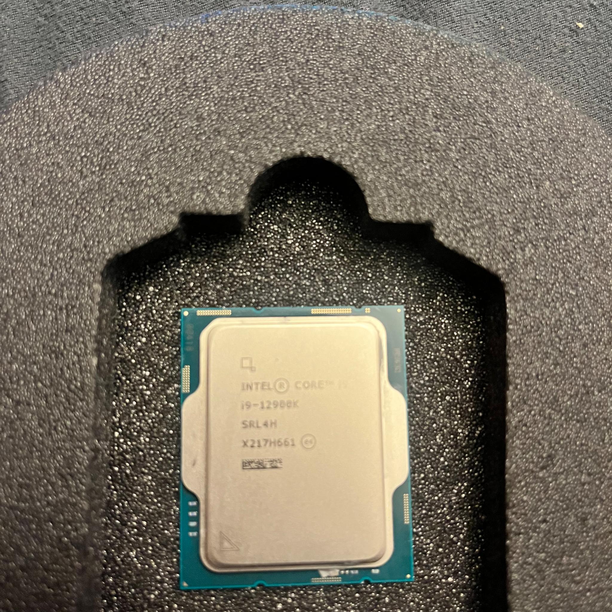 Intel Core i9-12900K Processor