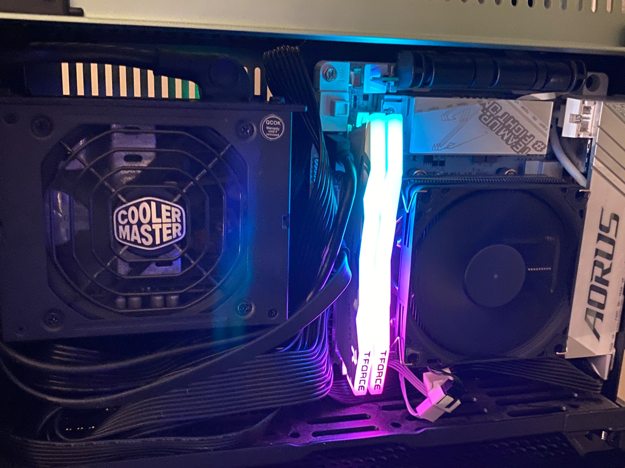 Green Fractal Terra Sff Gaming Pc