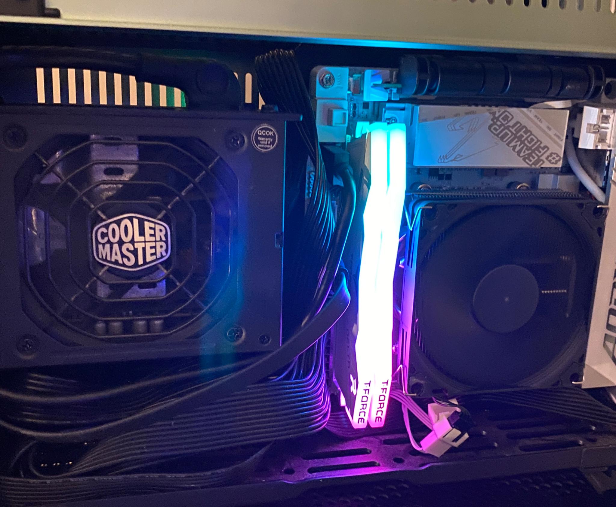 Green Fractal Terra Sff Gaming Pc