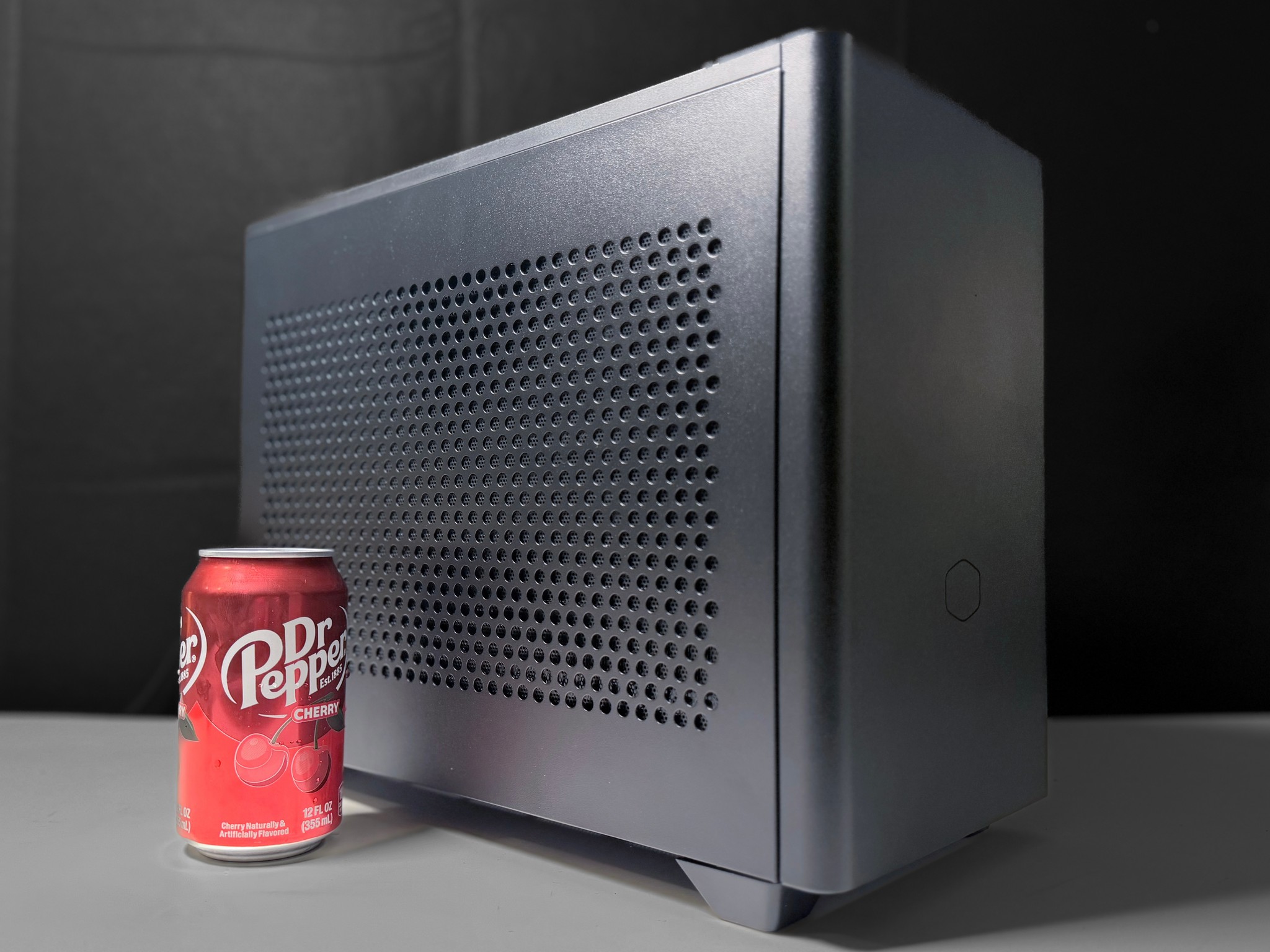 🖤 SFF MONSTER | RTX 5070 | Ryzen 5 7600X | 32GB DDR5 6000 | 2TB NVMe | NR200 ITX