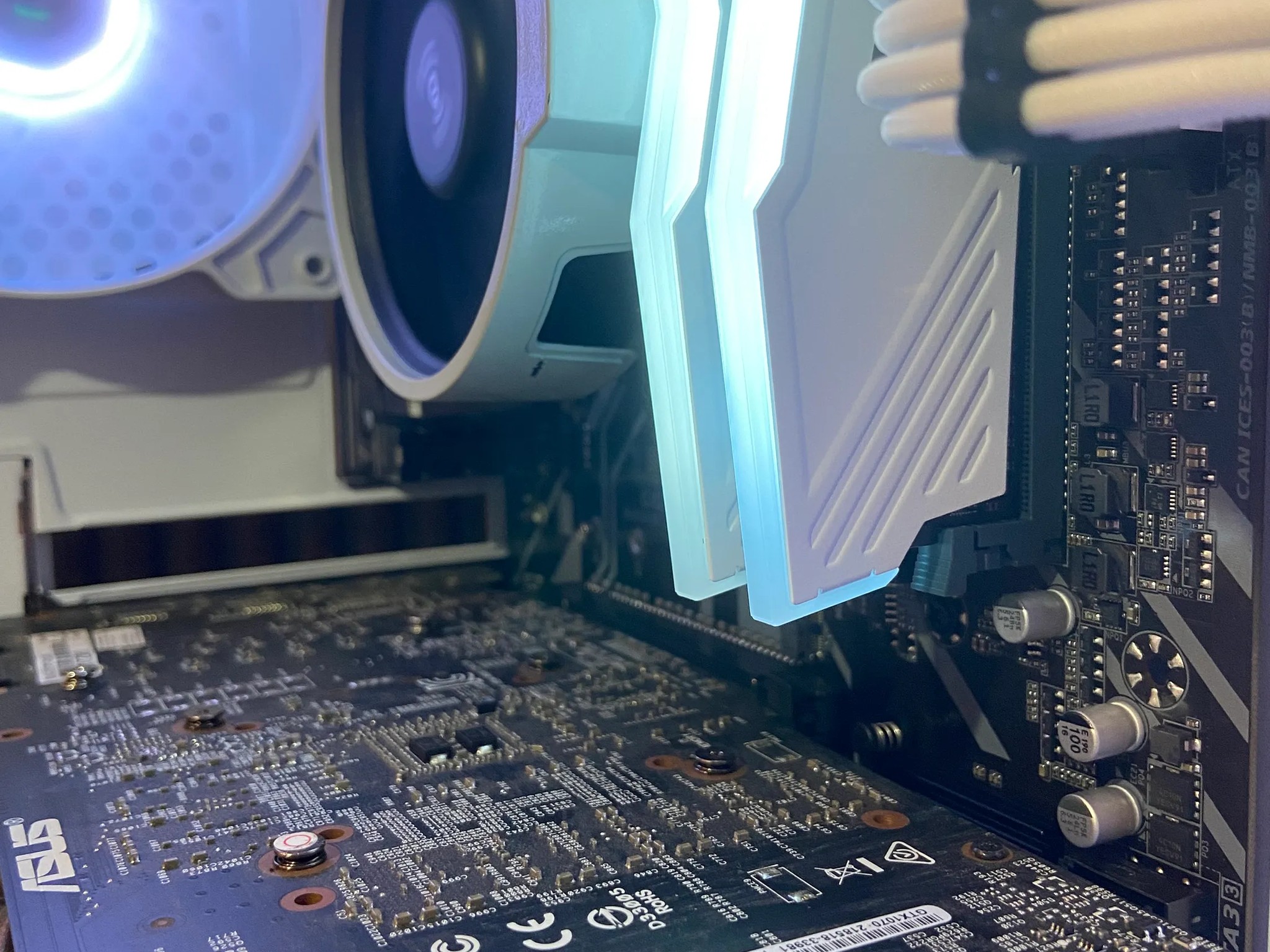 BLACK FRIDAY SALE!! [VR READY] Ryzen 5 // GTX 1070 // 16GB RGB RAM // 512 GB SSD // 650W PSU