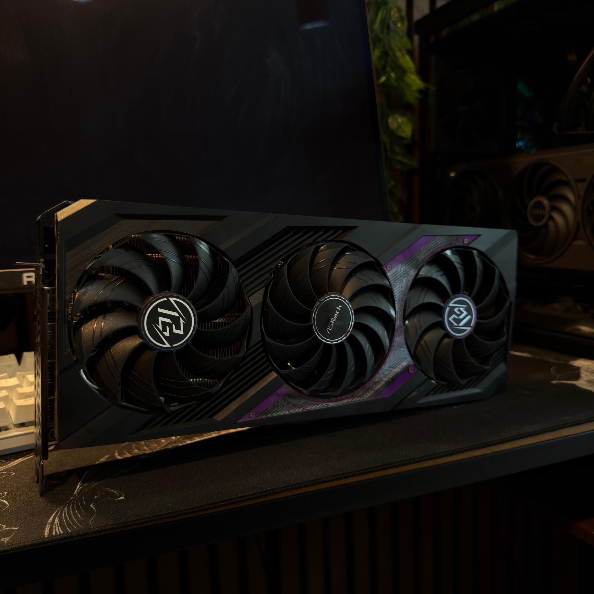 ASRock Phantom Gaming OC Radeon RX 7700 XT