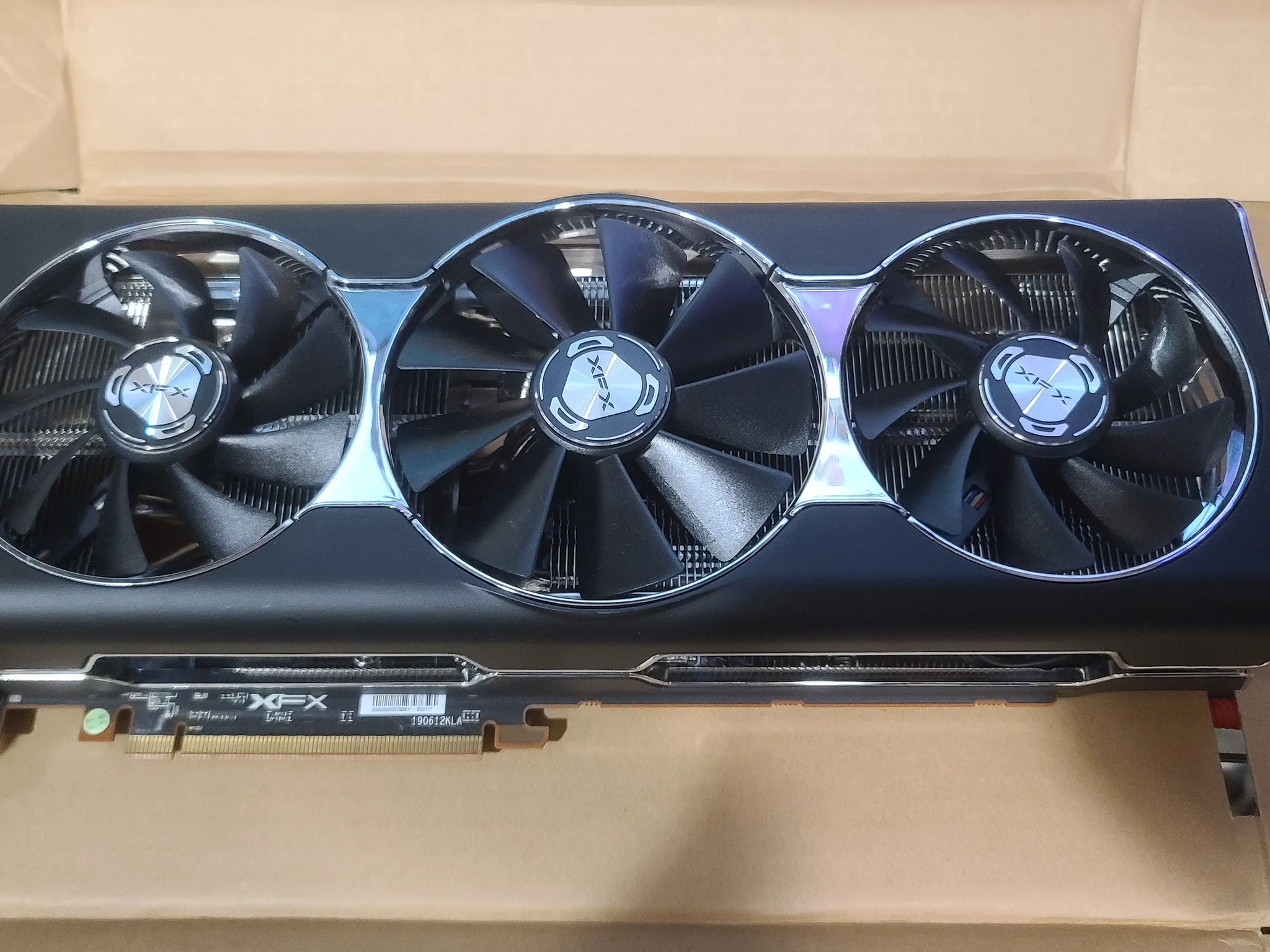 XFX AMD RX 5700XT 8GB THICC III Ultra Graphics Card GPU PCIE 4.0