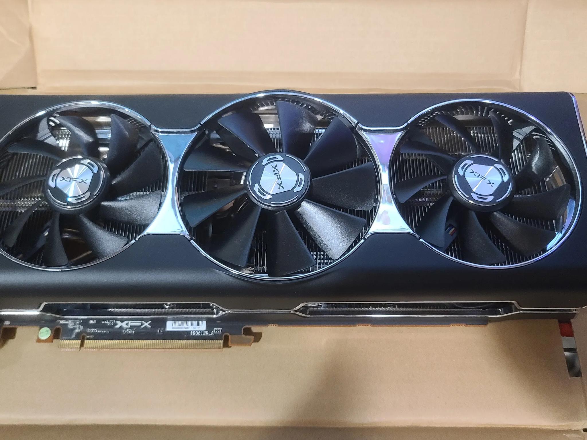 XFX AMD RX 5700XT 8GB THICC III Ultra Graphics Card GPU PCIE 4.0