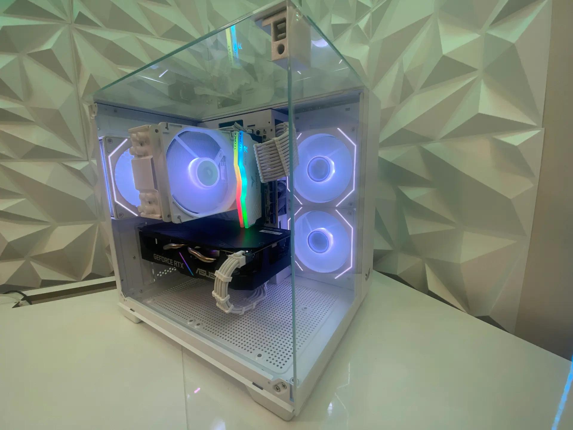 🎅🎅 White Elite Build – Ryzen 5 3600 + RTX 2060 | 1080p/1440p High FPS Ready