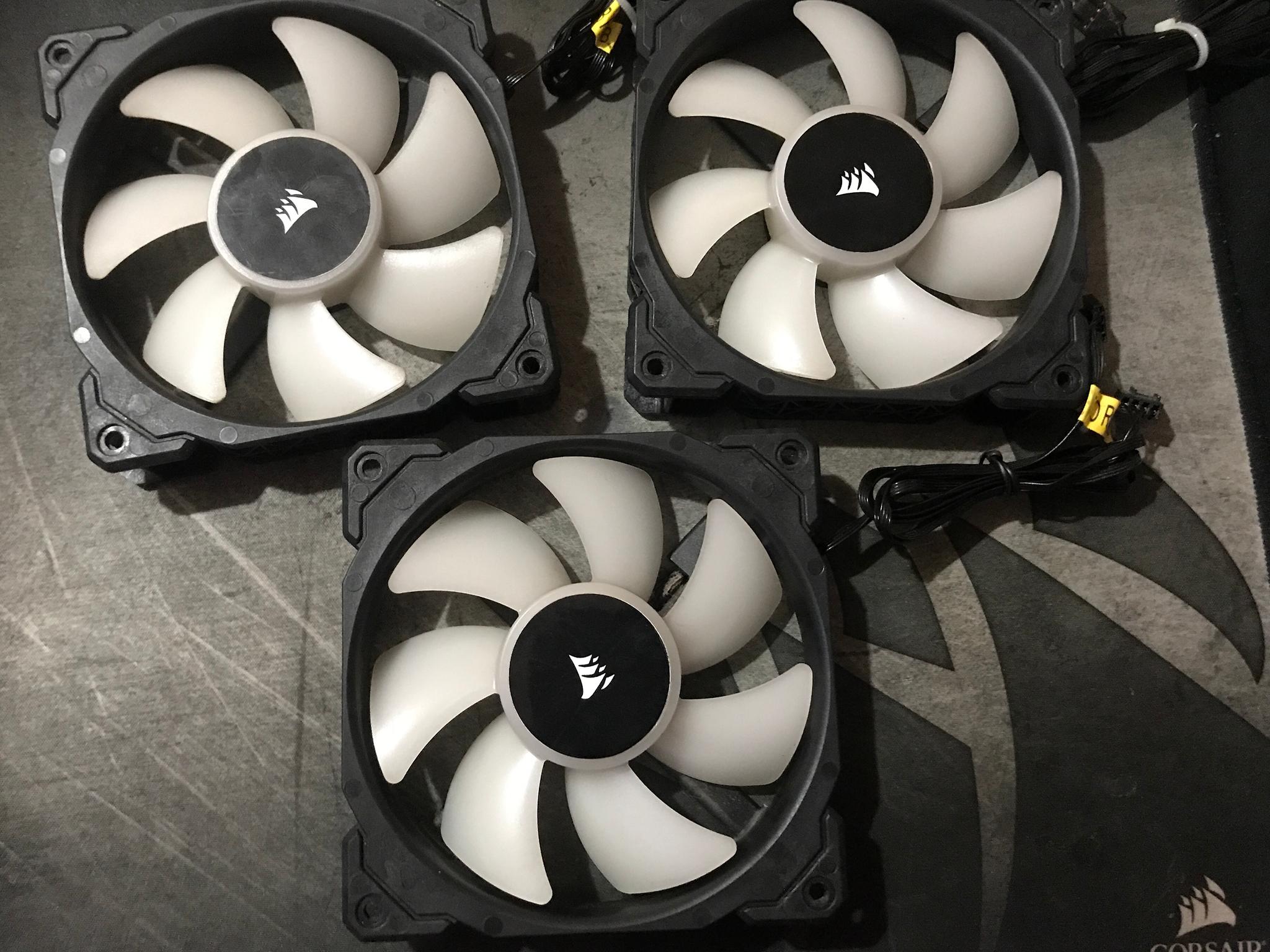 3 Corsair ML120 RGB Magnetic Levitation Case Fans