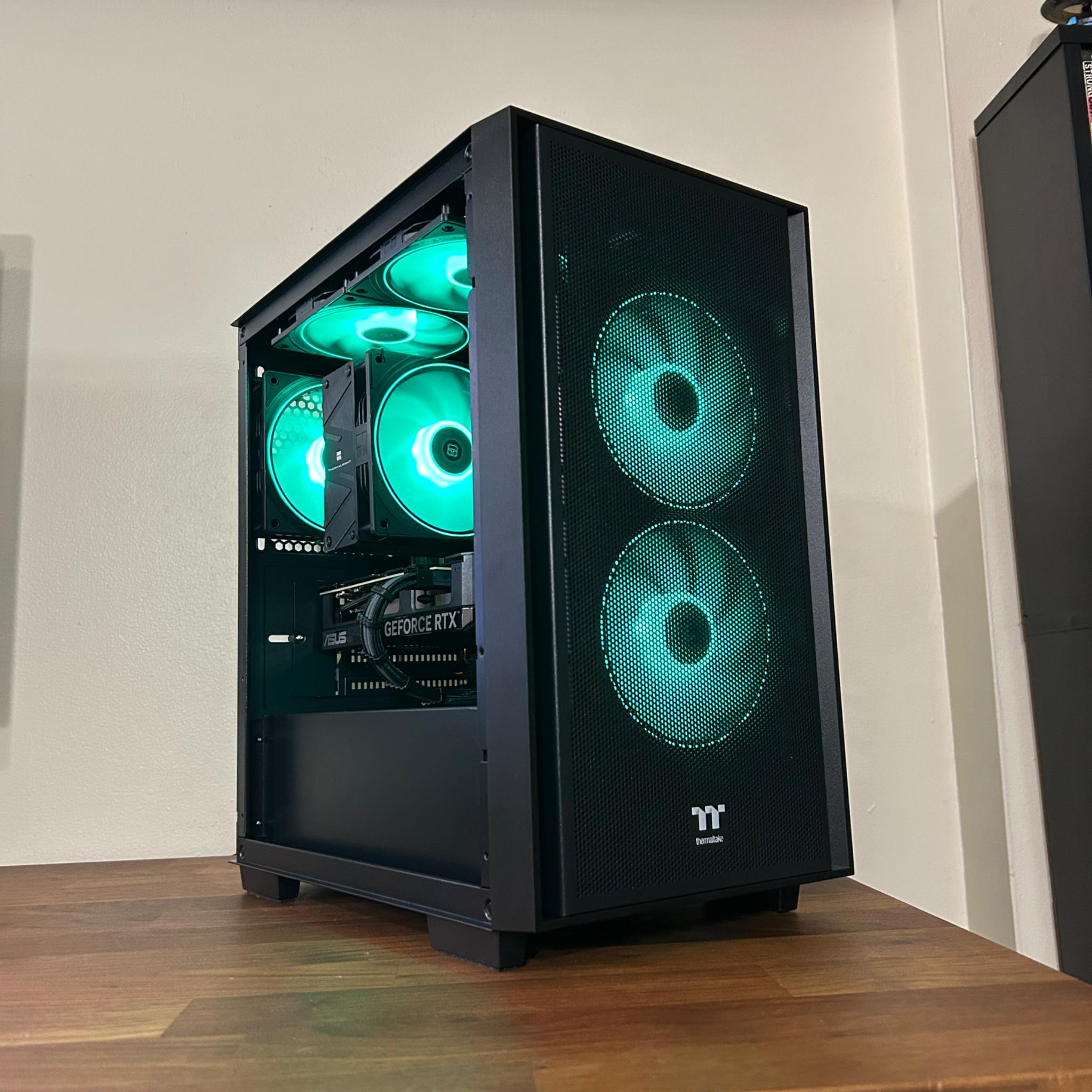 RTX 4070 12GB | Intel i5 13400F | 32GB DDR5 | 1TB SSD | The Stalker RTX