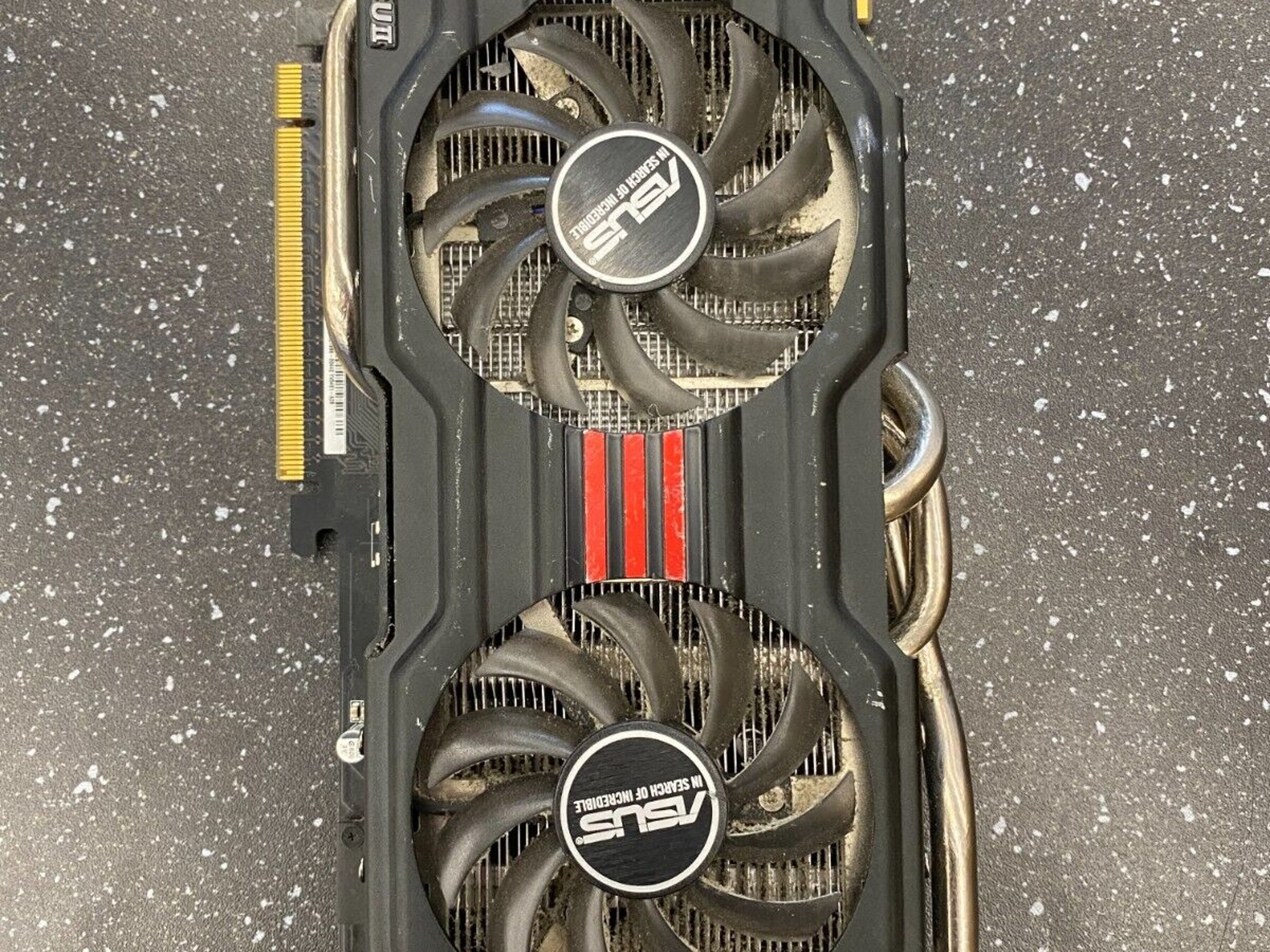 ASUS GeForce GTX 770 4GB GDDR5 Graphics Card - DisplayPort, HDMI, DVI
