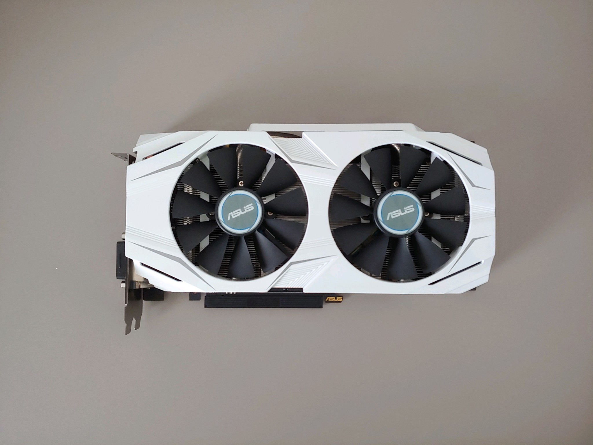 ASUS Dual GeForce GTX 1070 8GB GDDR5 White Edition | Tested, Original Box, Clean!
