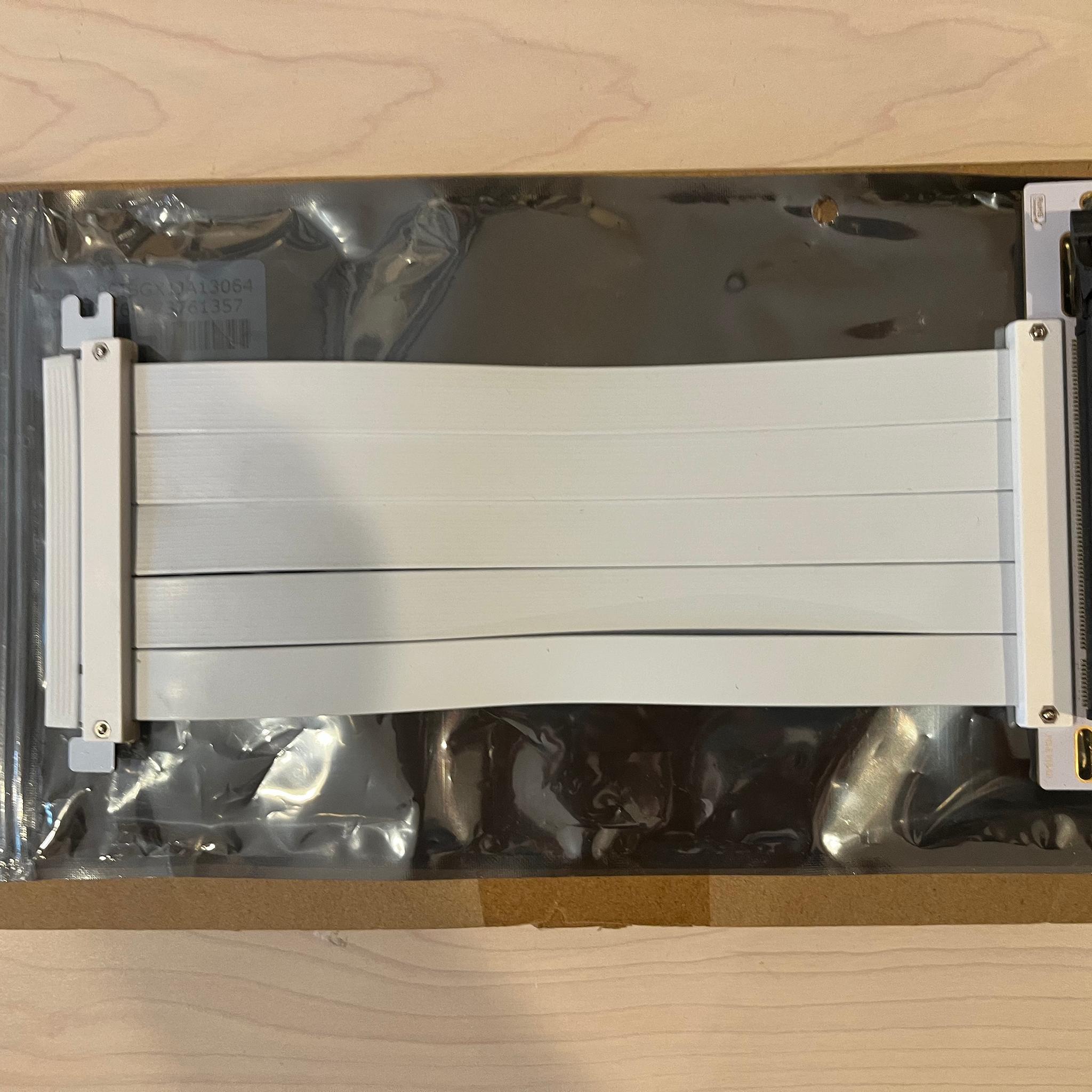White PCIE Gen 4 Riser Cable - 200mm
