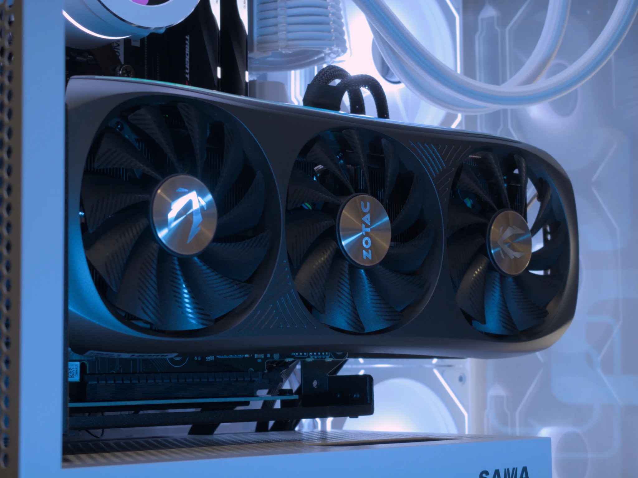 RTX 4070, Ryzen 7, 32GB DDR5, AM5 - 4K/1440P Gaming PC