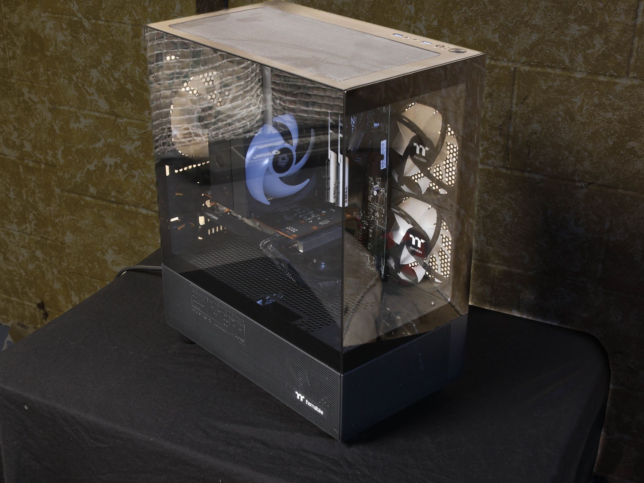 Gaming Computer Desktop Great for 1440P Gaming and Office Work!