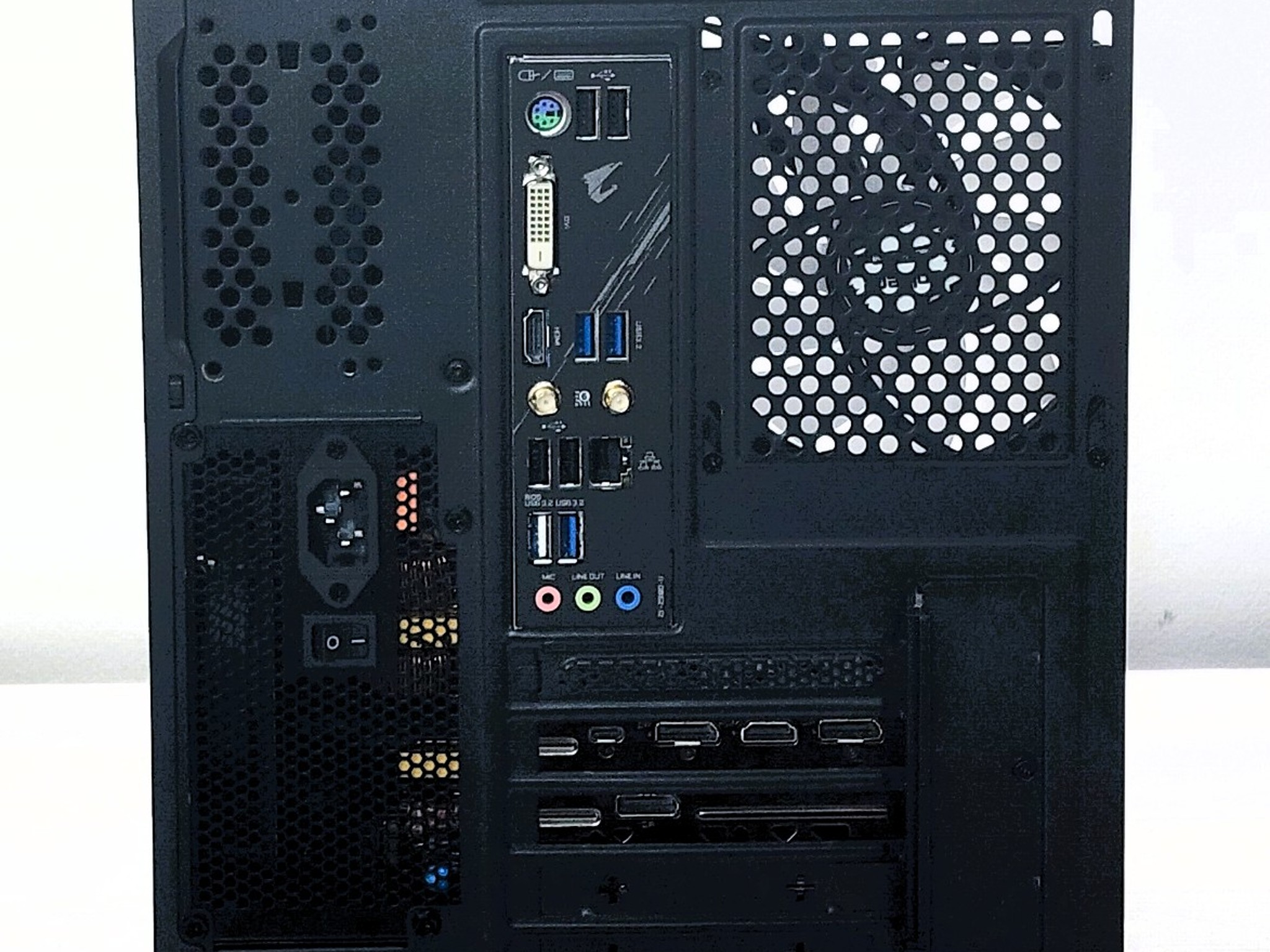 NEW Mini Gaming PC - 5600X - 2080Ti 11GB - 32GB - 1TB - READ DESCRIPTION!!!