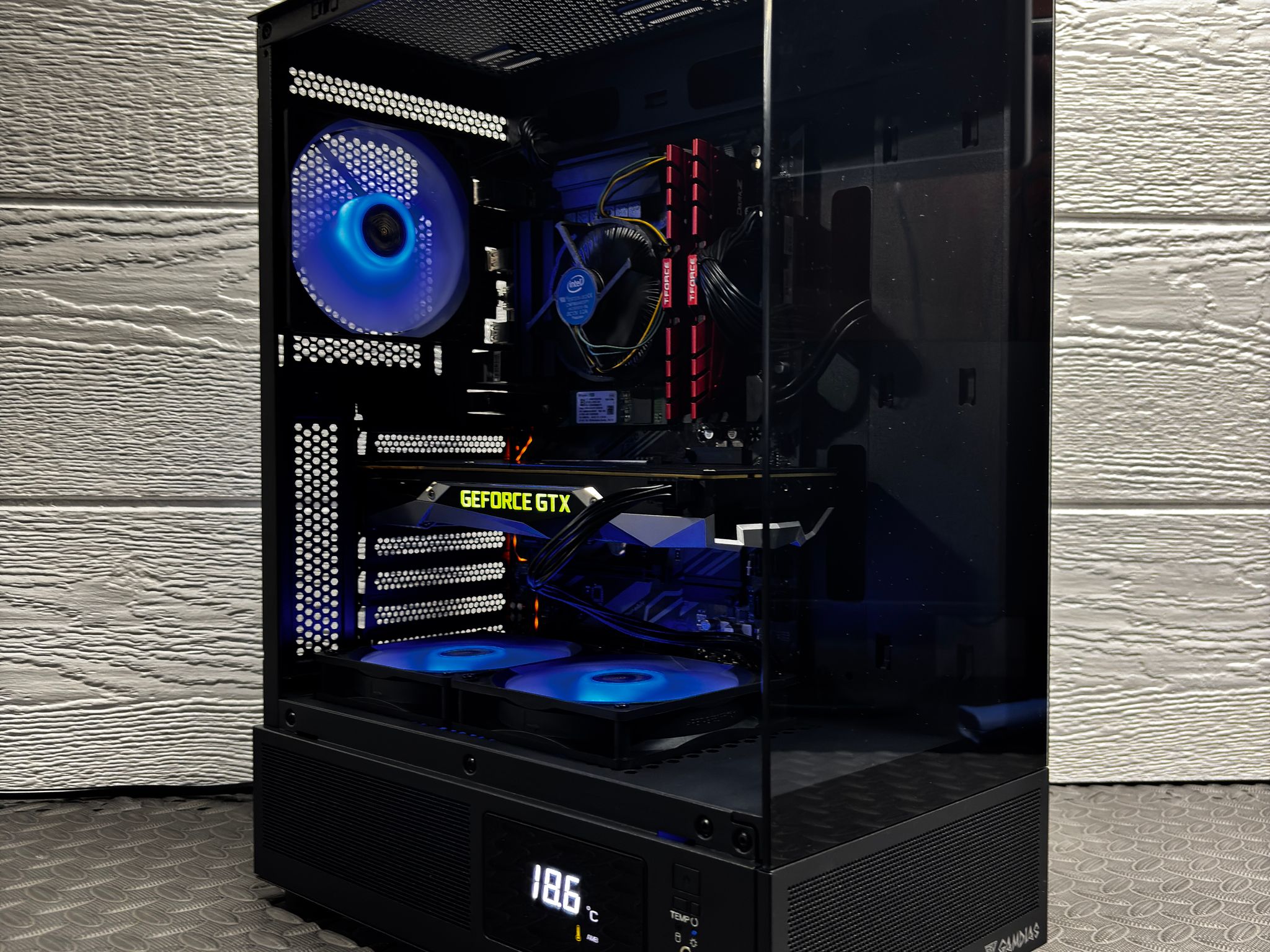 Gaming PC - GTX 1070 8GB | i5-9400 | 16GB RAM | 512GB NVMe SSD