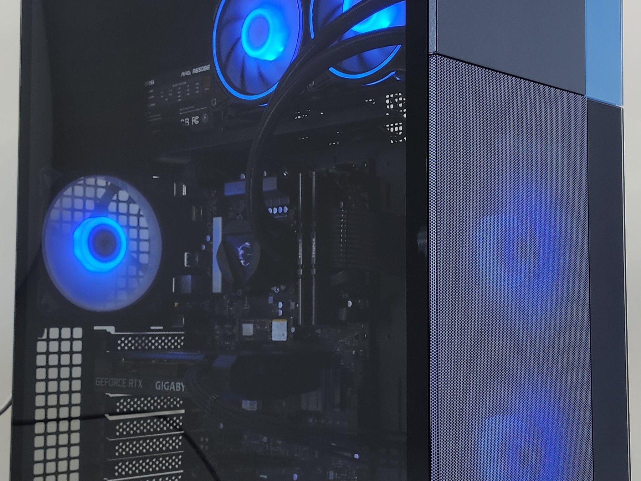 Gaming PC i7-11700KF 32GB RAM 1TB SSD RTX 3060 Ti 8GB Windows 11 Computer