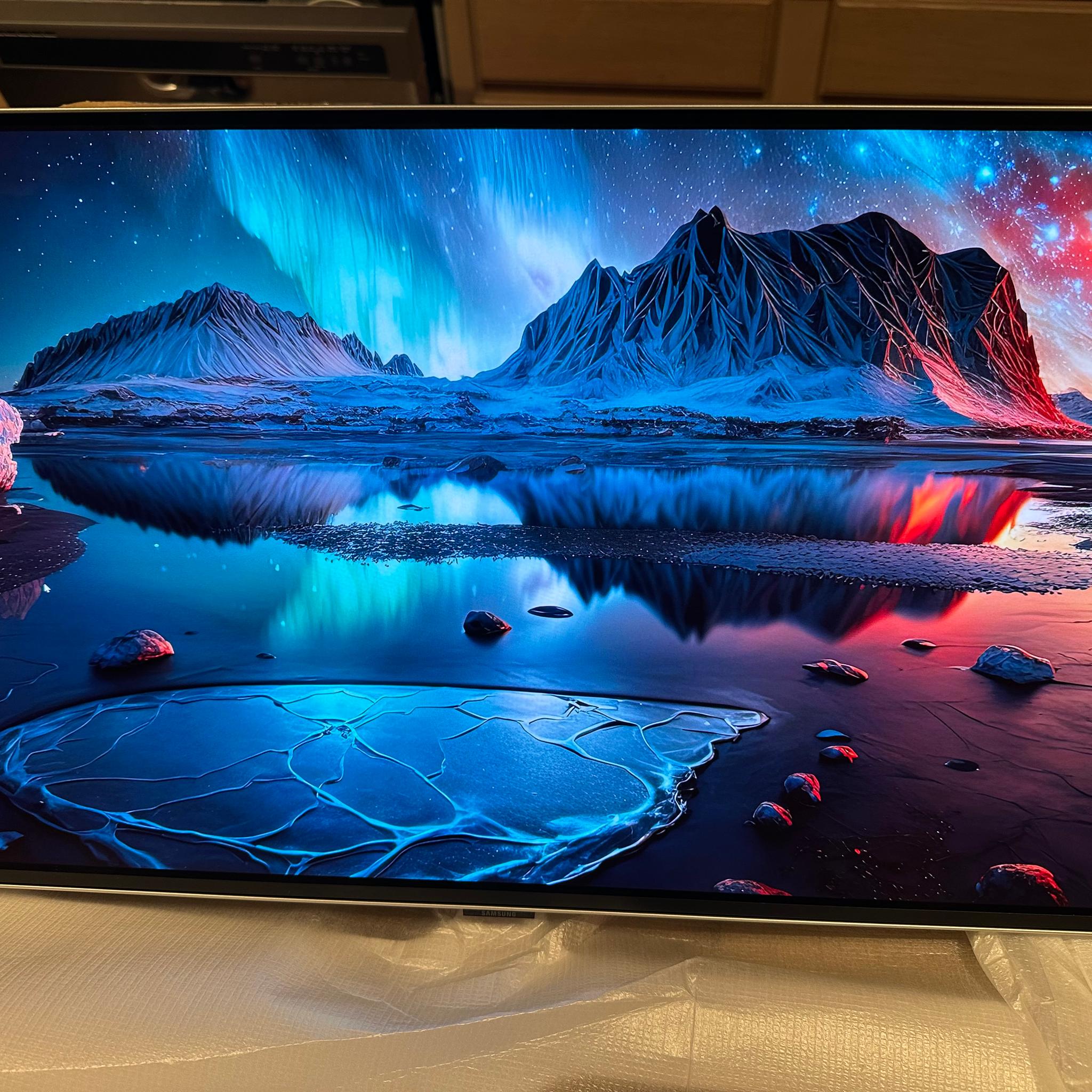 New Samsung - 27" Odyssey OLED G8 (G81SF), 4K UHD, 240Hz, 0.03ms