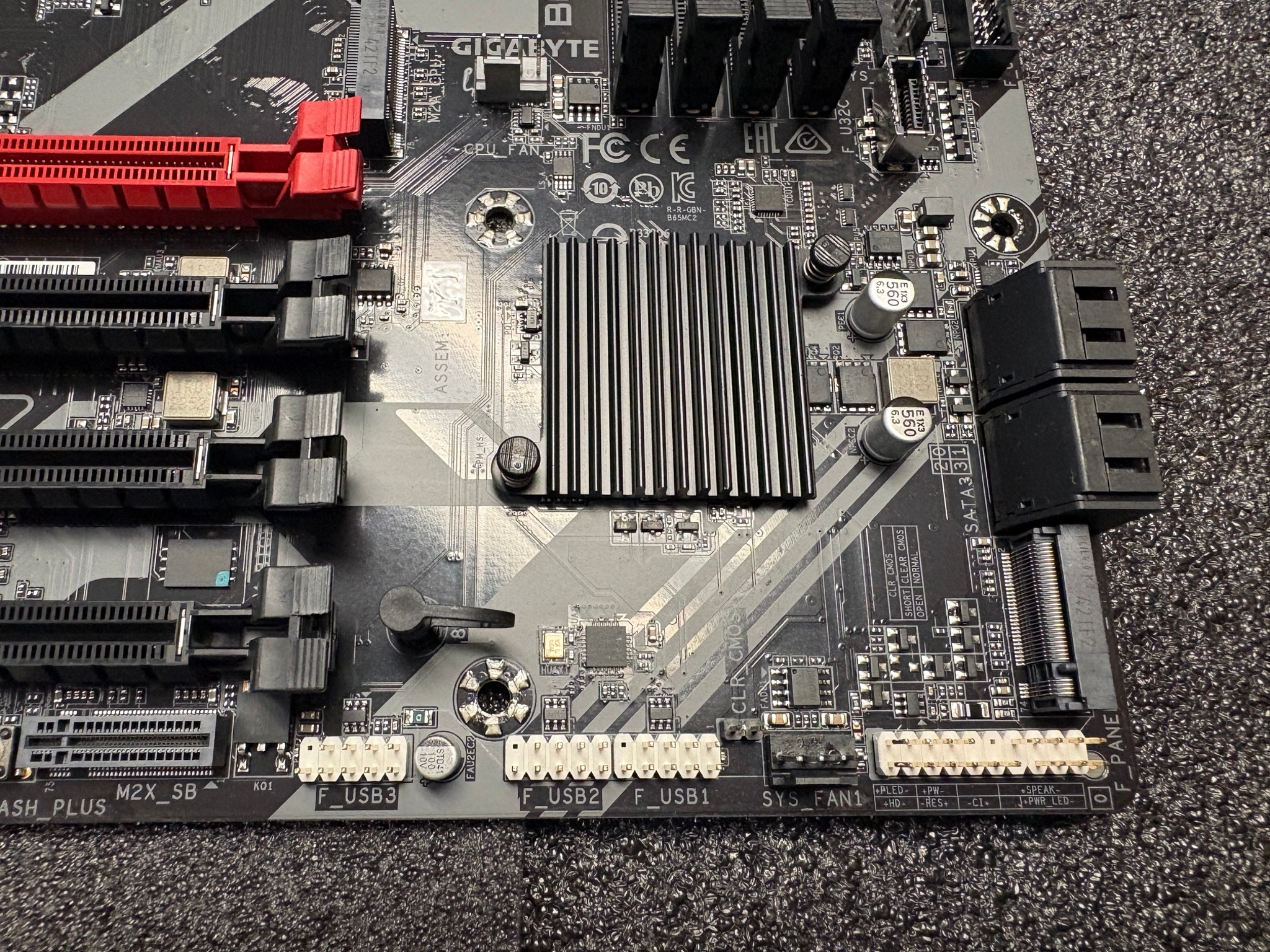 GIGABYTE B650M C V2 AM5 LGA 1718 AMD B650 M-ATX Motherboard-USED