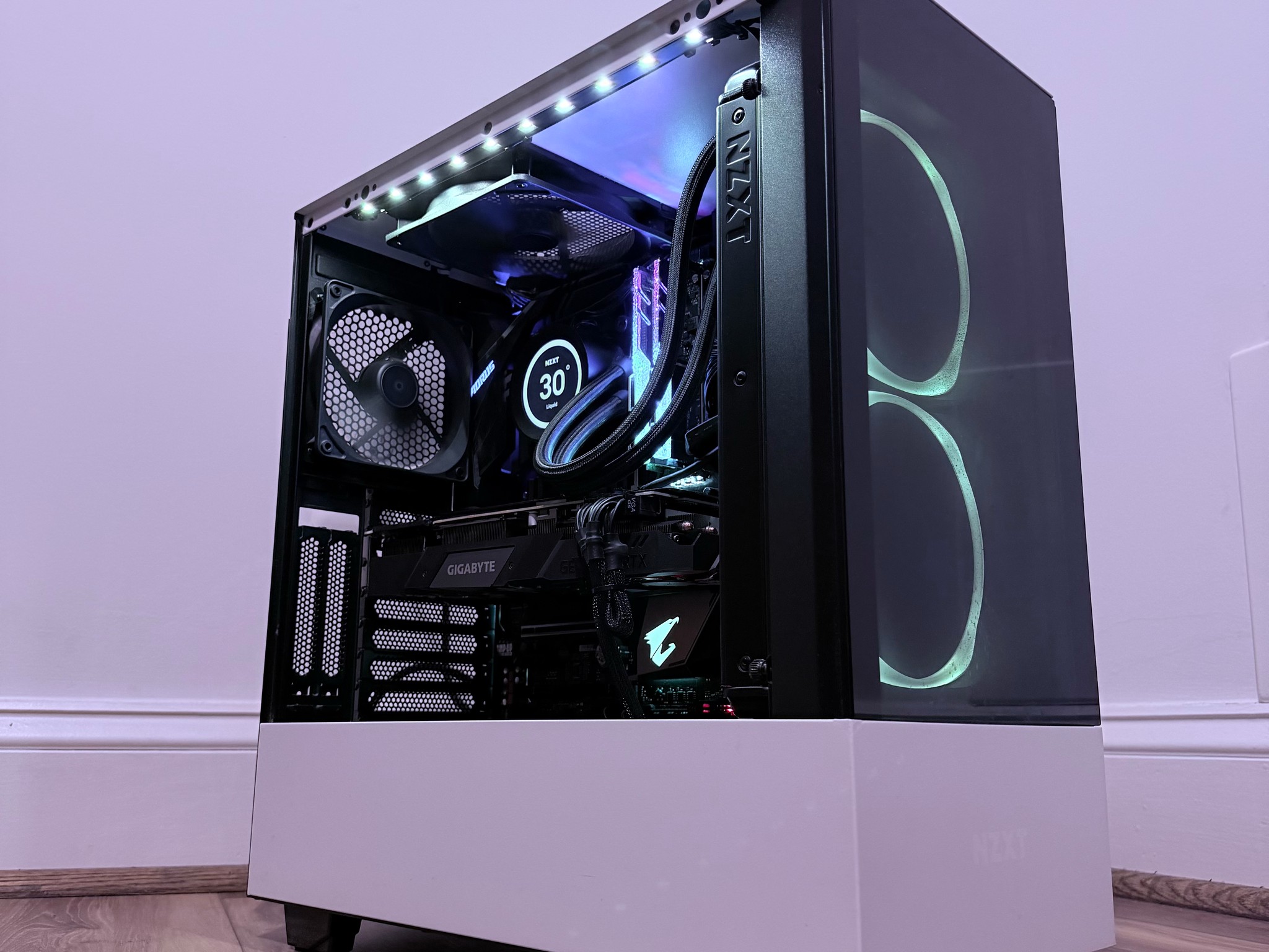 ⚫️"Stealth Core "⚪️| 1440p Gaming | RTX 2080 Super 8GB | i9 9900K | 16B Ram | 1TB NVMe Storage