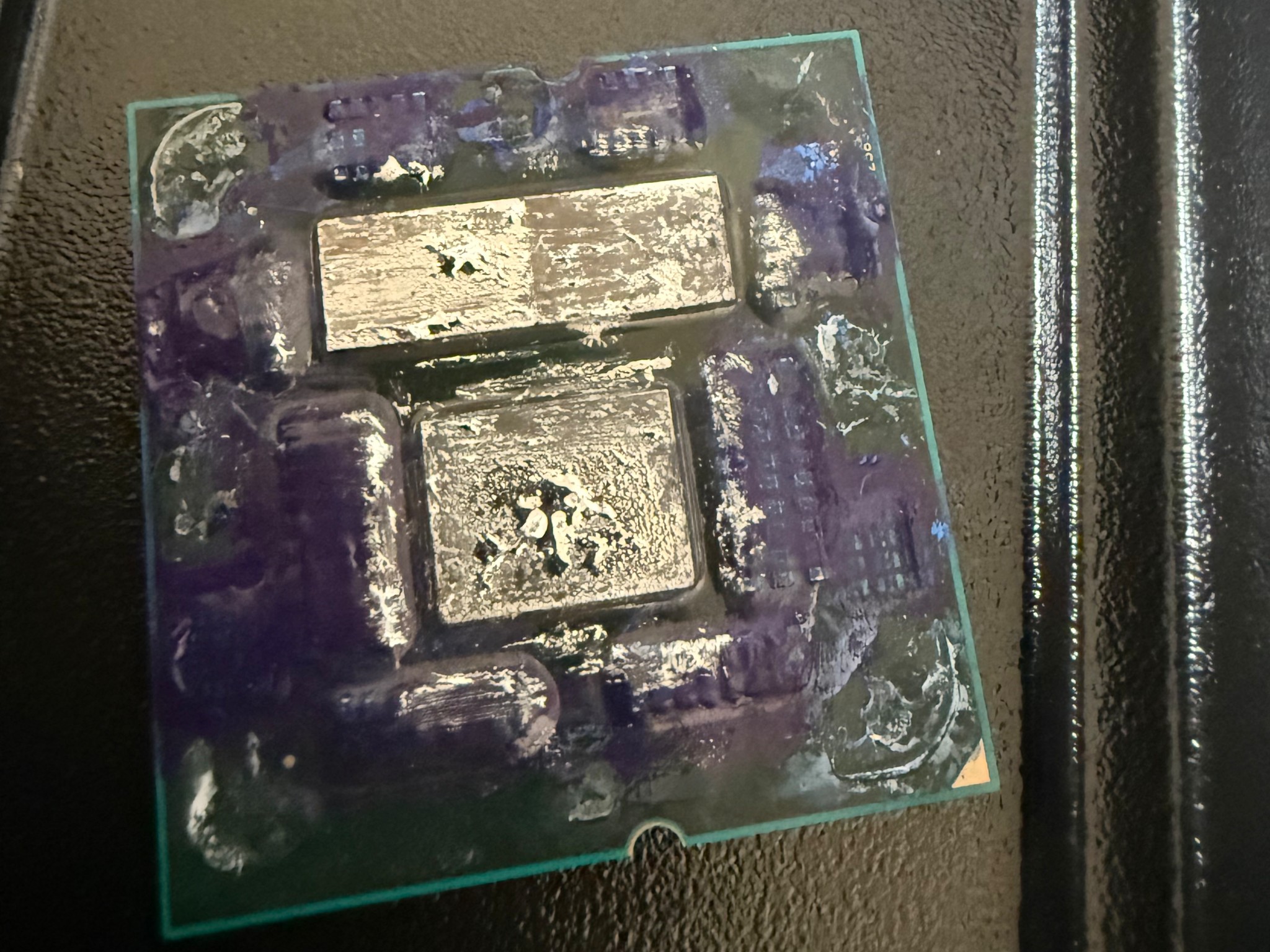 AMD Ryzen 9 7950X3D + Thermal Grizzly AM5 Contact Plate & Heat Spreader