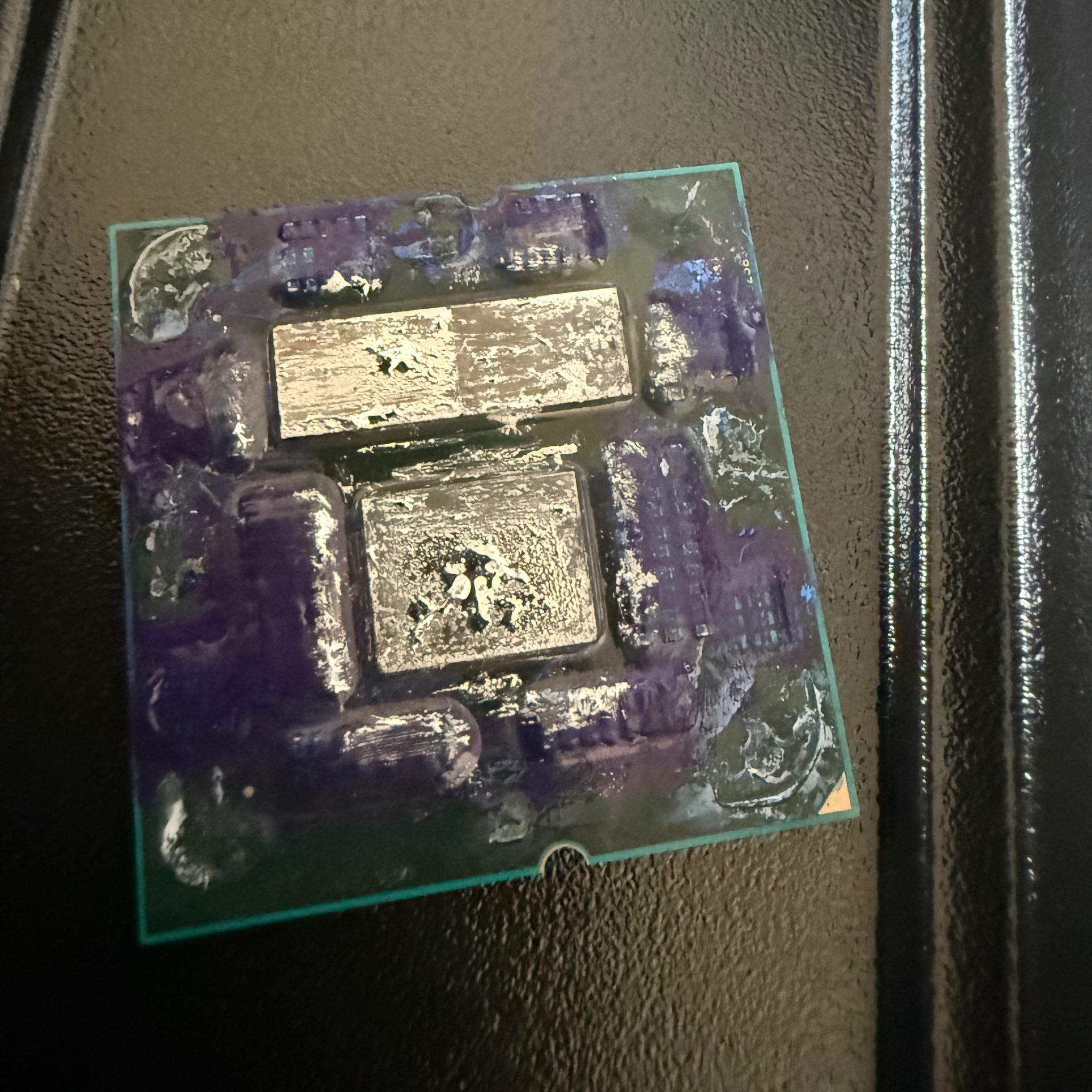AMD Ryzen 9 7950X3D + Thermal Grizzly AM5 Contact Plate & Heat Spreader