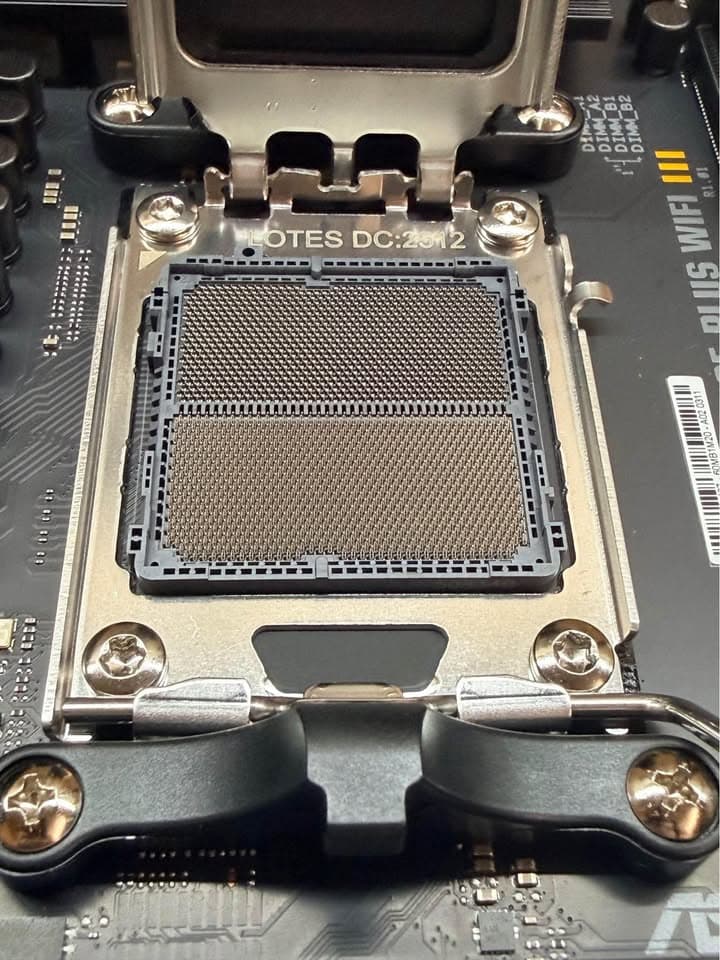 ASUS TUF Gaming B650E-PLUS WIFI DDR5 AM5 ATX Motherboard