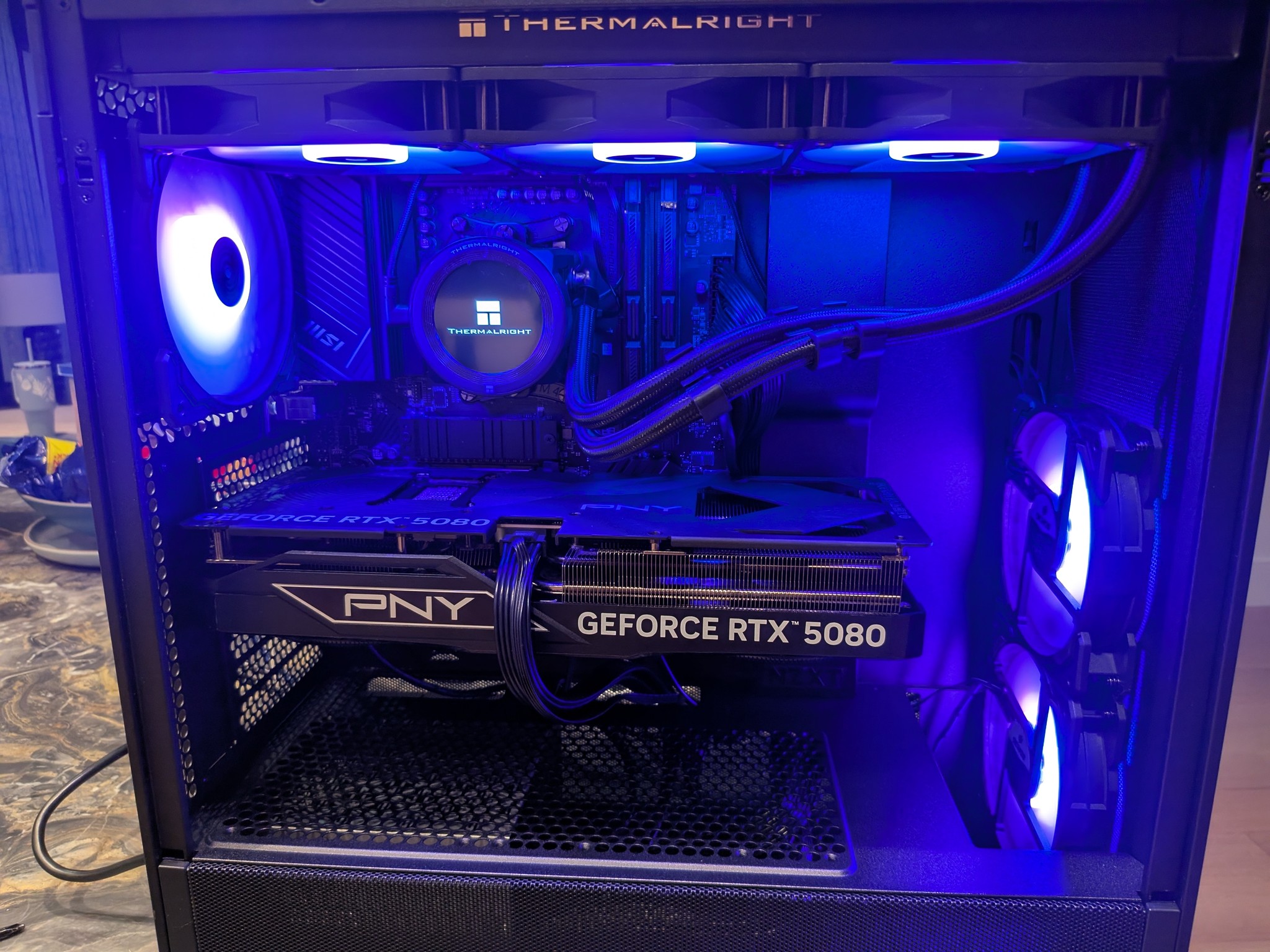 4K Powerhouse - RTX 5080, Ryzen 7 7800X3D, 32 GB DDR5, 2 TB, Liquid Cooled, RGB