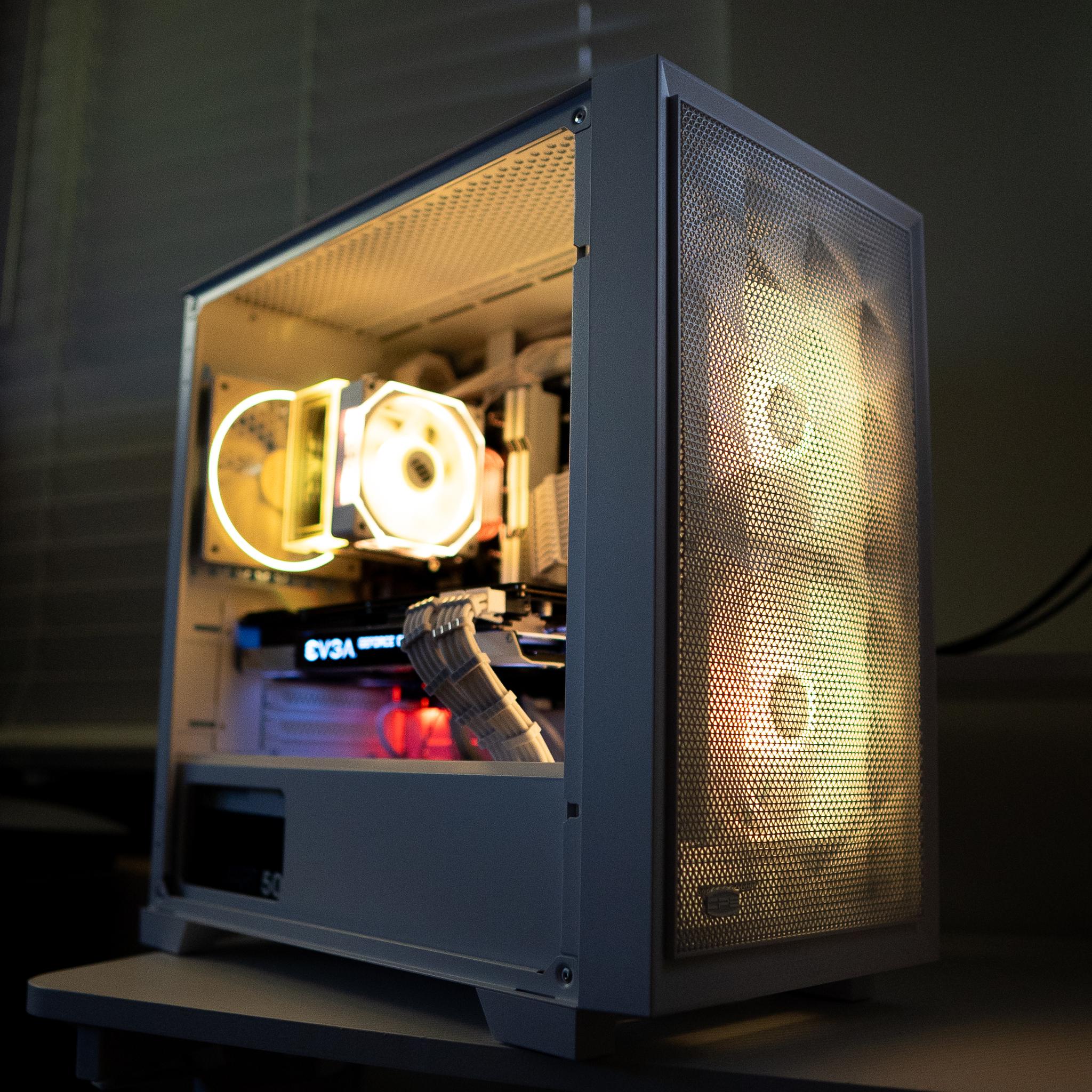 ❄️🌨 | GTX 1070 8GB FTW | RYZEN 5 3500X | 16GB DDR4 RAM | 256GB NVME + 2TB HDD | Arctic Freeze 2.0