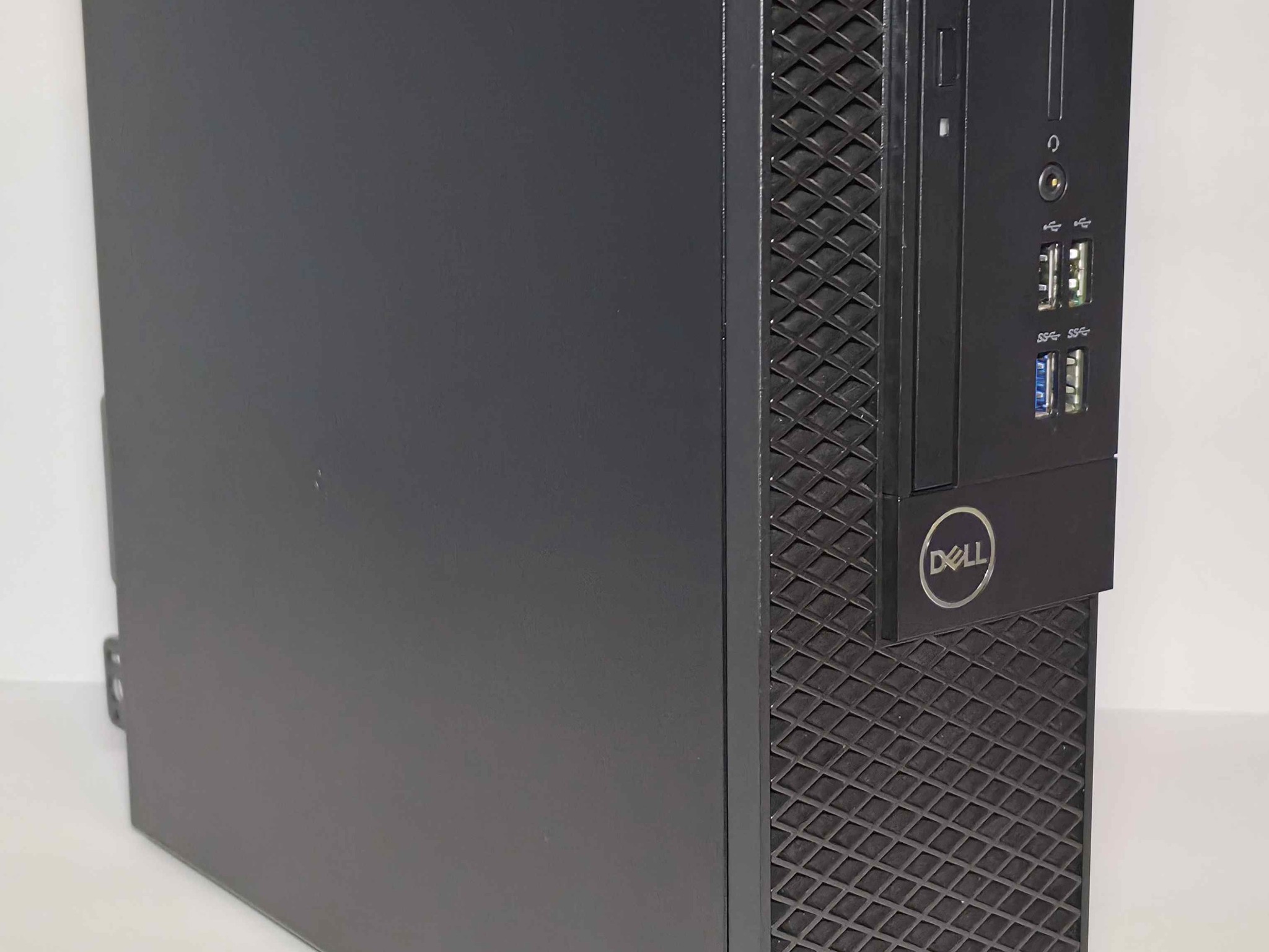 Workstation/CAD Optiplex 3060 SFF | Radeon Pro WX3100 | i5-8500 | 8GB DDR4 | 256GB SSD |