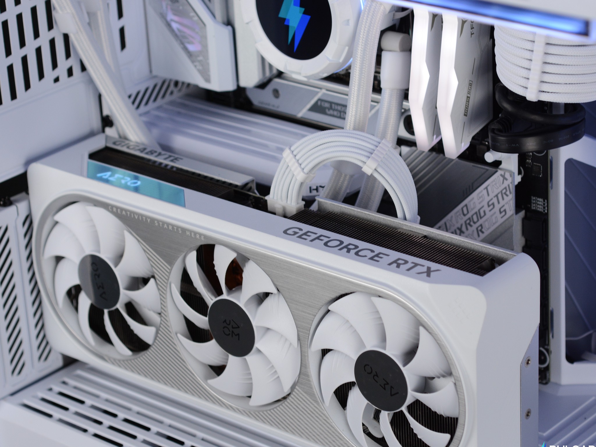 🧊❄️ Polar: 1440p/4k Streaming and Gaming PC |  RTX 4070 TI, Ryzen 7, 32GB DDR5, 2TB SSD, WiFI