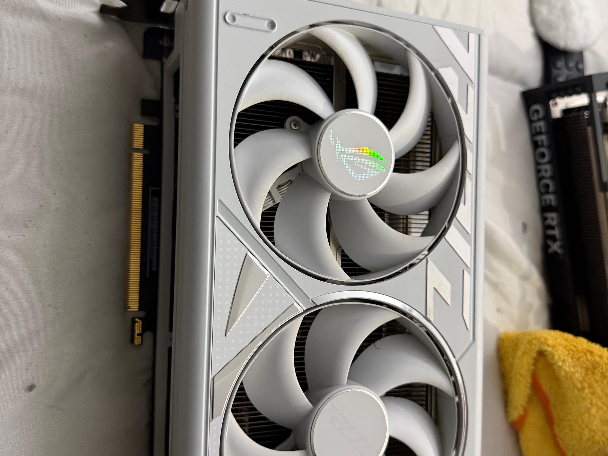 ASUS ROG STRIX GAMING GeForce RTX 4090 - Image 4