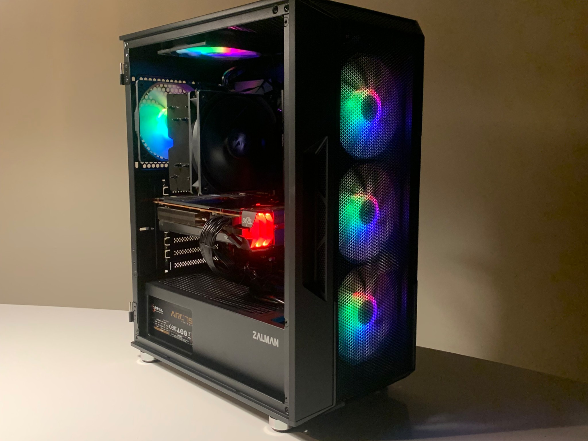 RX 6600 XT - Ryzen 5 5600X - 32 GB RAM - 2 TB SSD - RGB Gaming PC