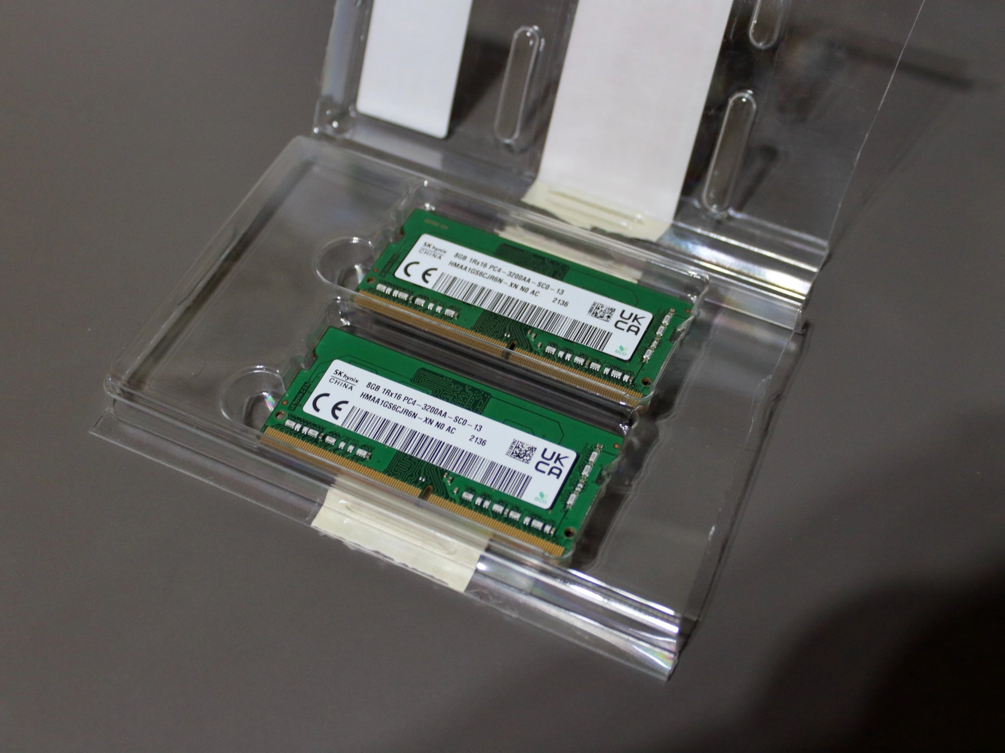 HMAA1GS6CJR6N-XN x2 SODIMM
