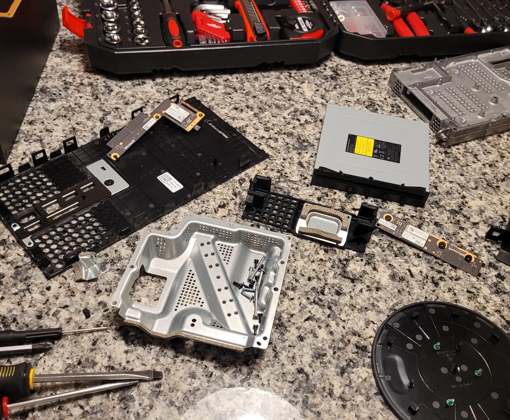 Spare Parts - Xbox Series X - 14 month old parts
