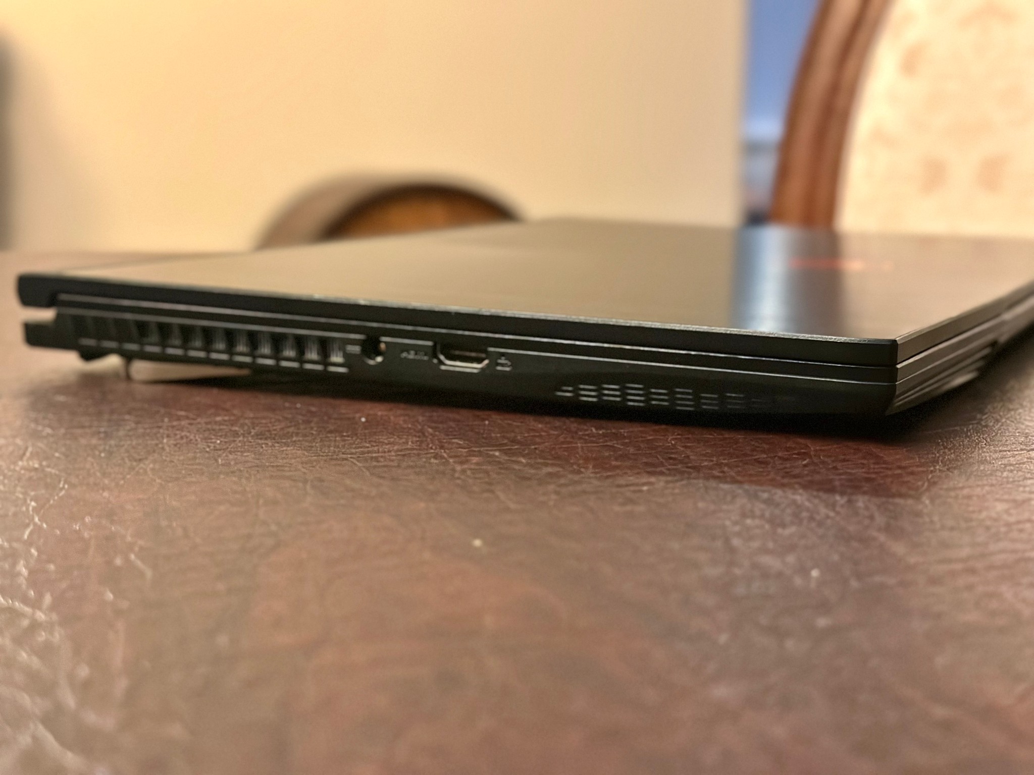 MSI GF65 Thin 10UE-283CA Gaming Laptop Core i5 RTX 3060 16GB w/ Corsair Gaming Mouse and Pad