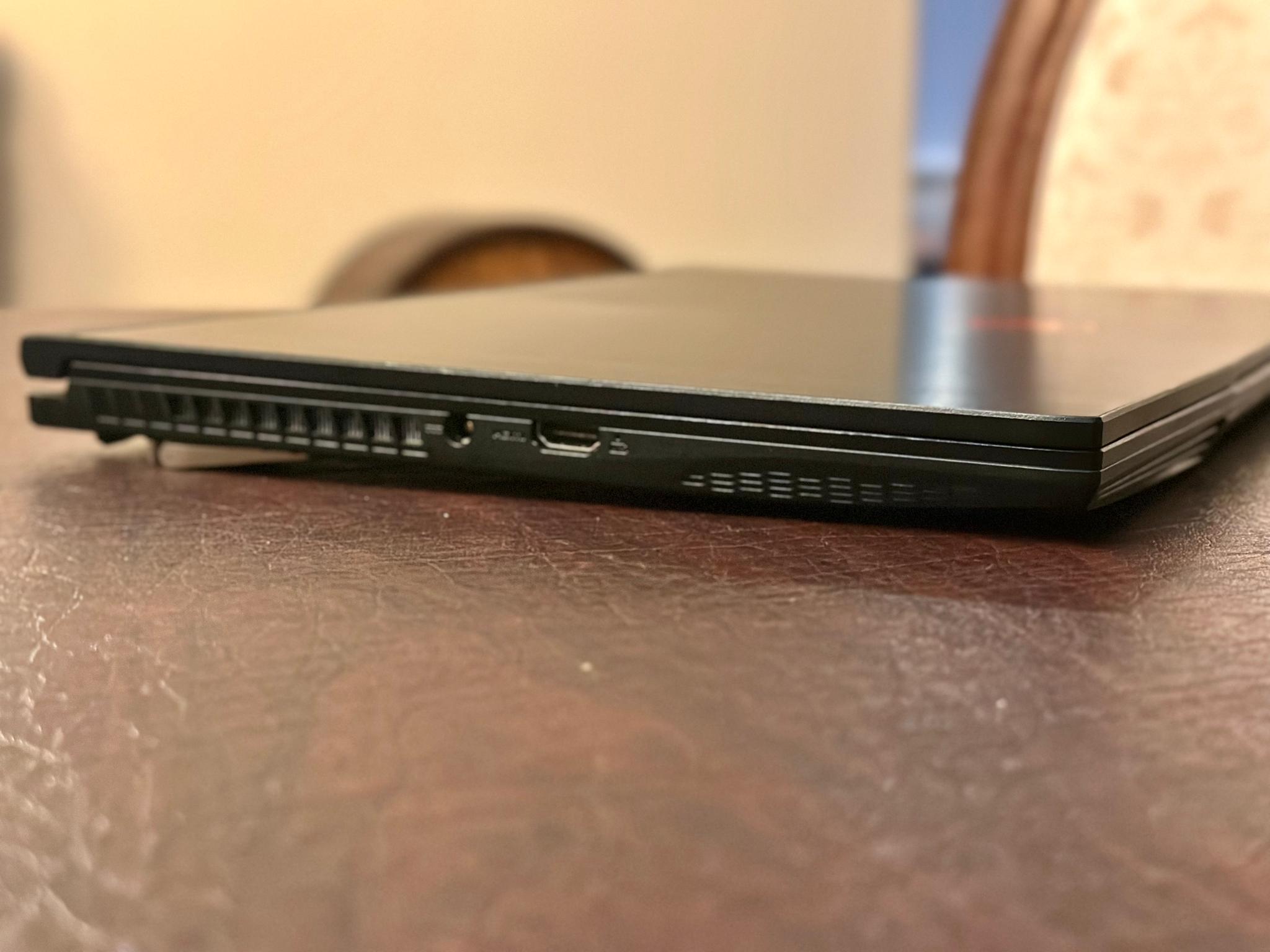 MSI GF65 Thin 10UE-283CA Gaming Laptop Core i5 RTX 3060 16GB w/ Corsair Gaming Mouse and Pad