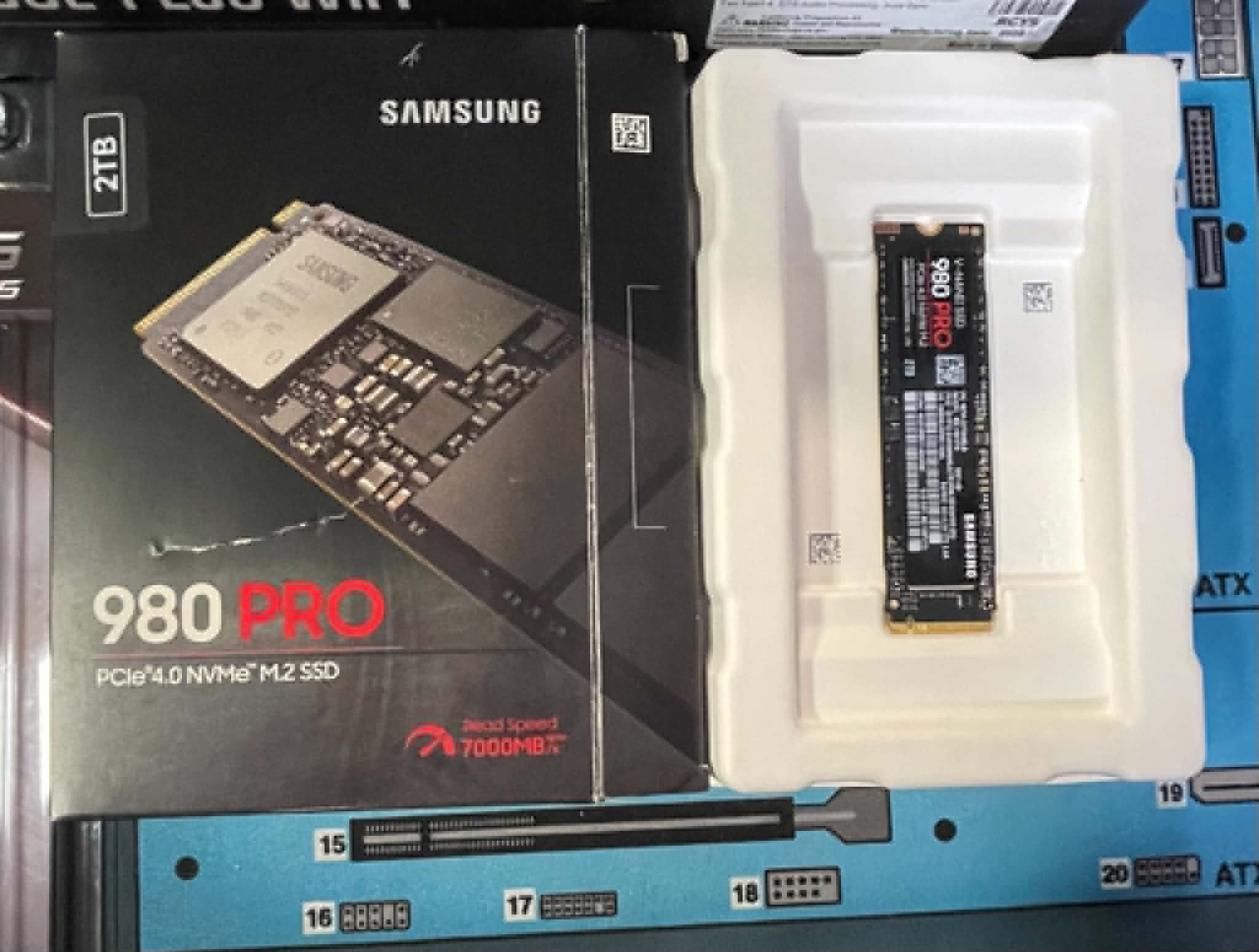 Asus Tuf Gaming B650E-Plus WiFi, Flare X5 32gb Ram (2x16gb), Samsung 980 Pro 2TB Nvme