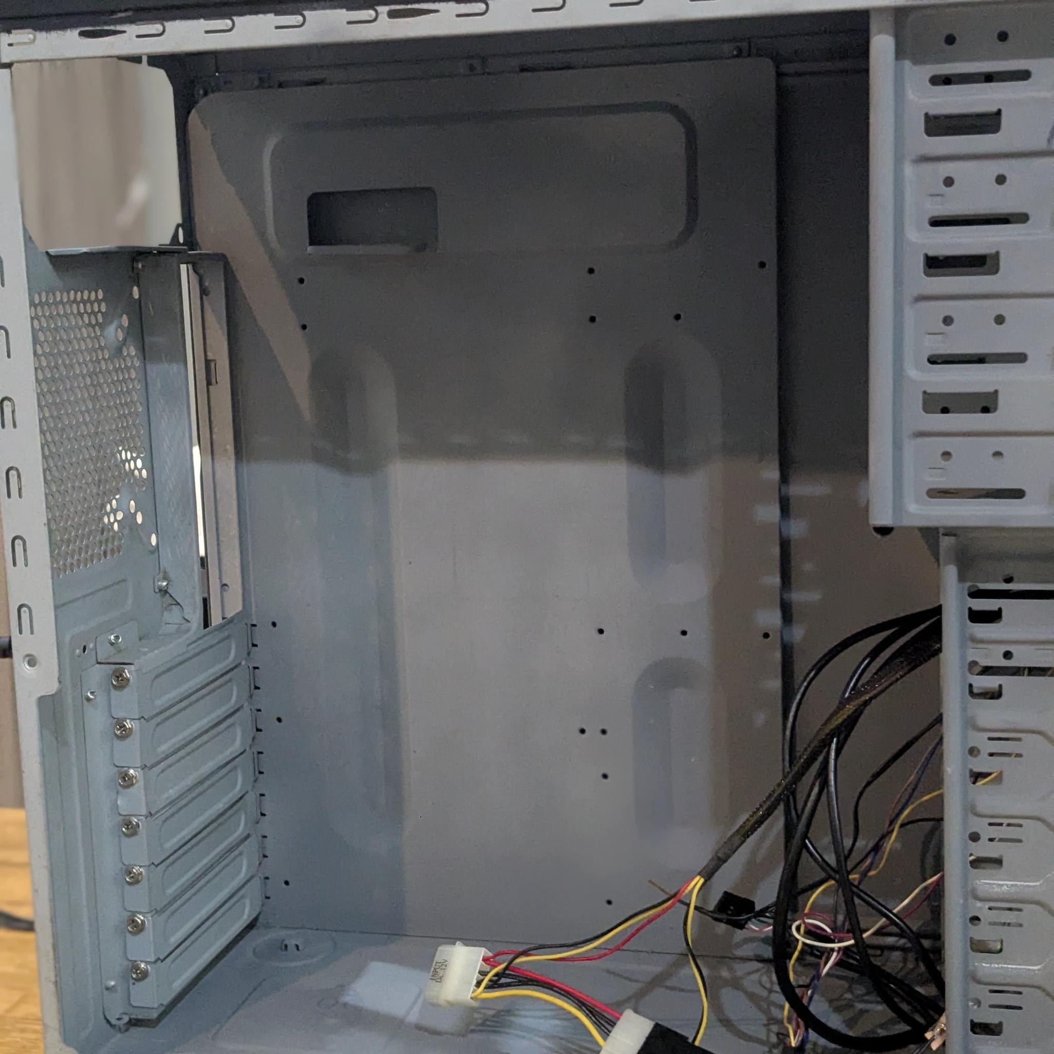 Retro! Apevia X-CRUISER2 Black ATX Mid Tower Case | Cleaned and Refurbished